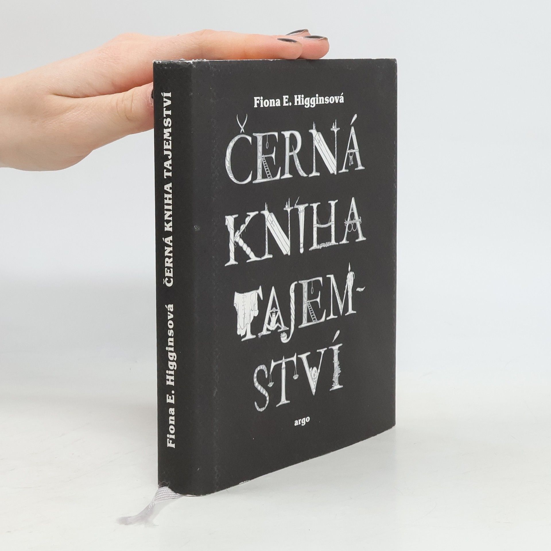 F. E. Higgins Černá kniha tajemství