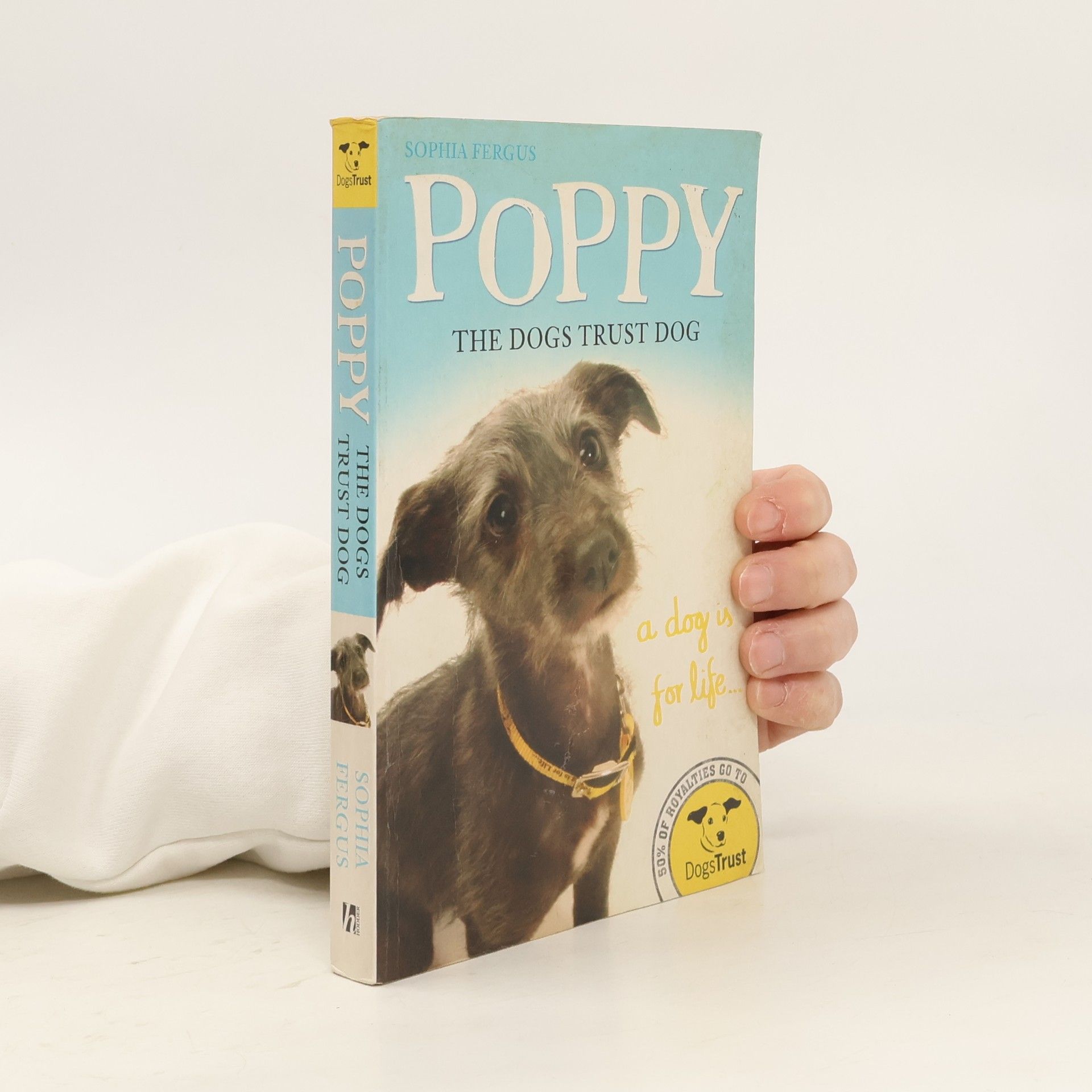 Sophia Fergus Poppy The Dogs Trust Dog