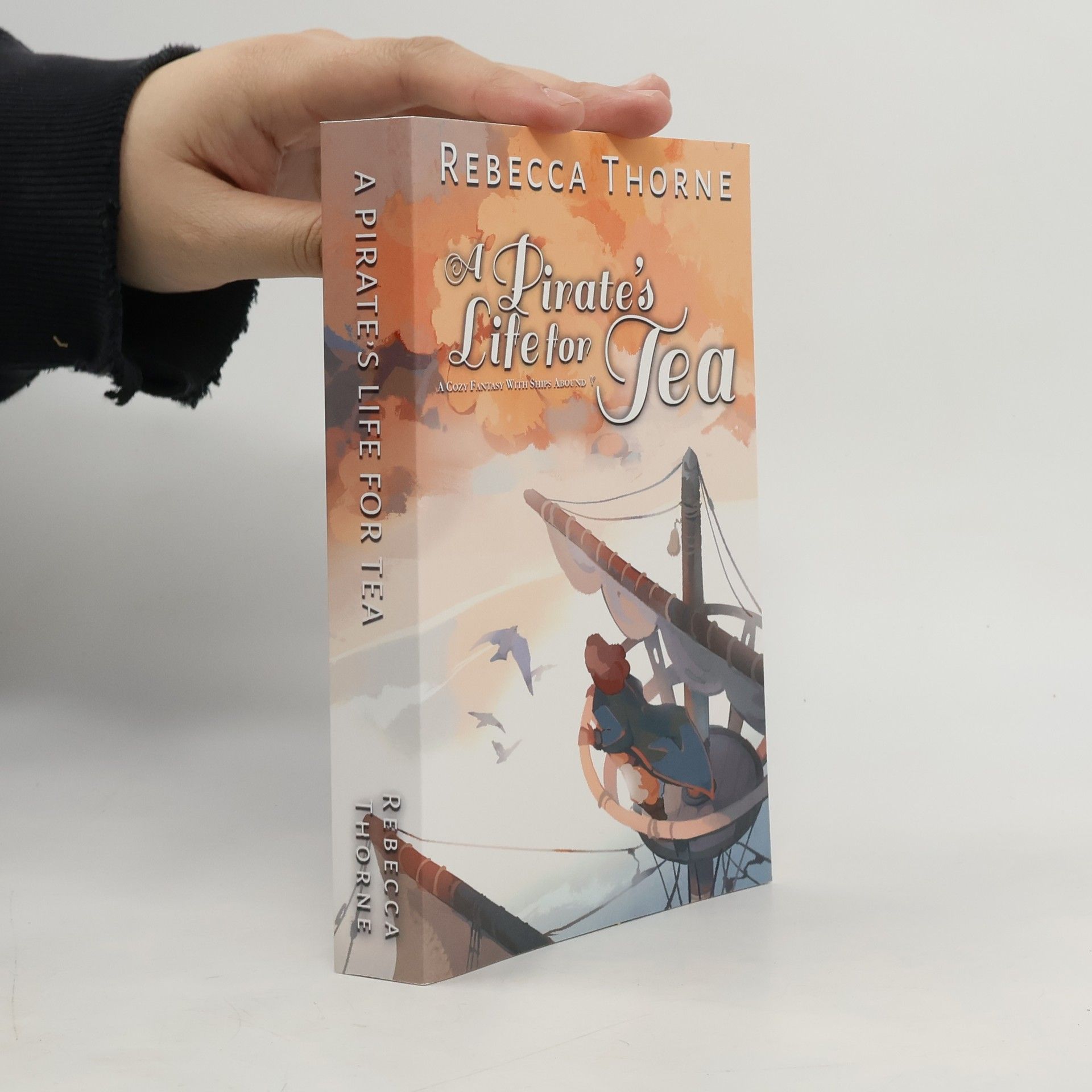 Tomes & Tea Cozy Fantasies - 2: A Pirate's Life for Tea