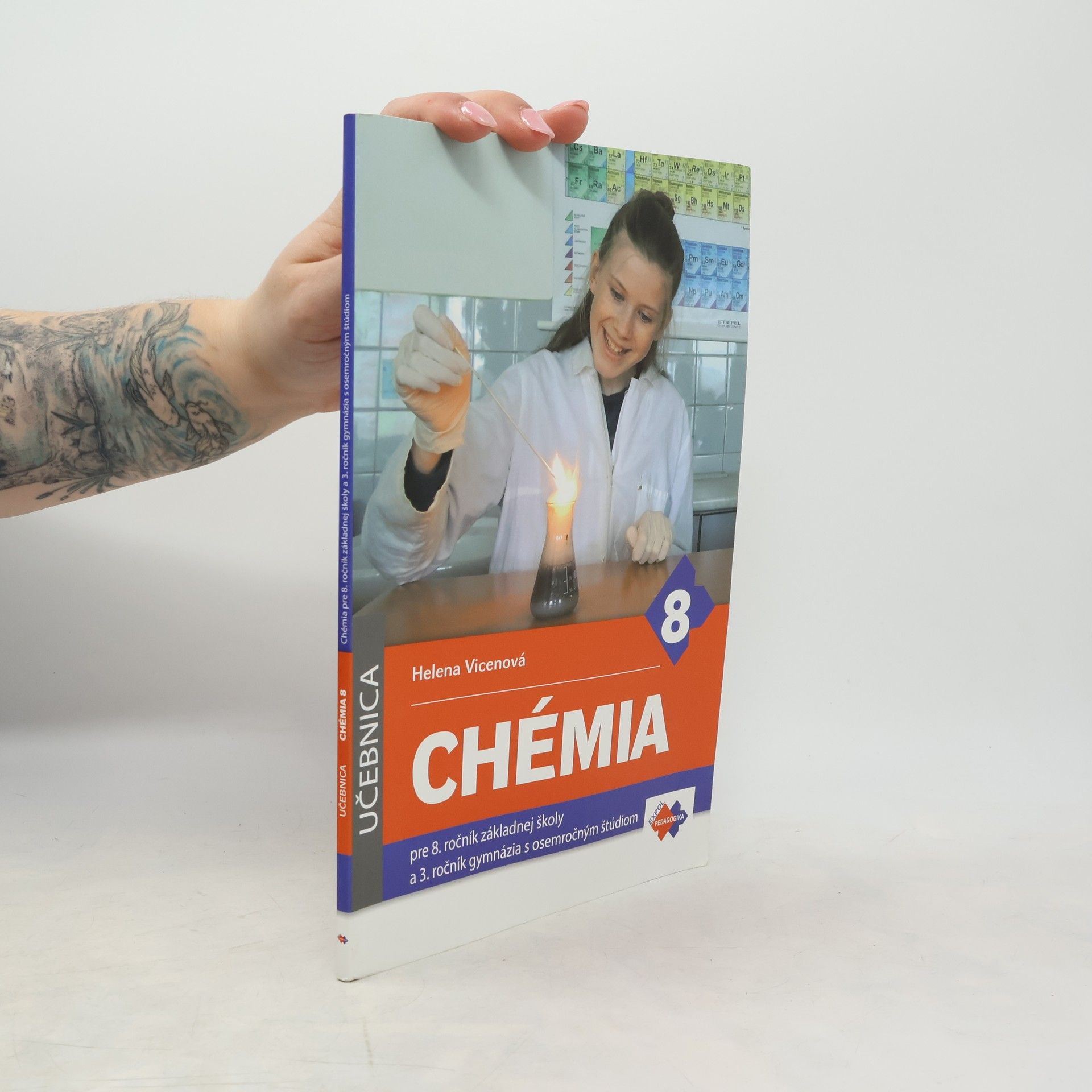 Helena Vicenová Chémia 8 pre 8. ročník základnej školy a 3. ročník gymnázia s osemročným štúdiom