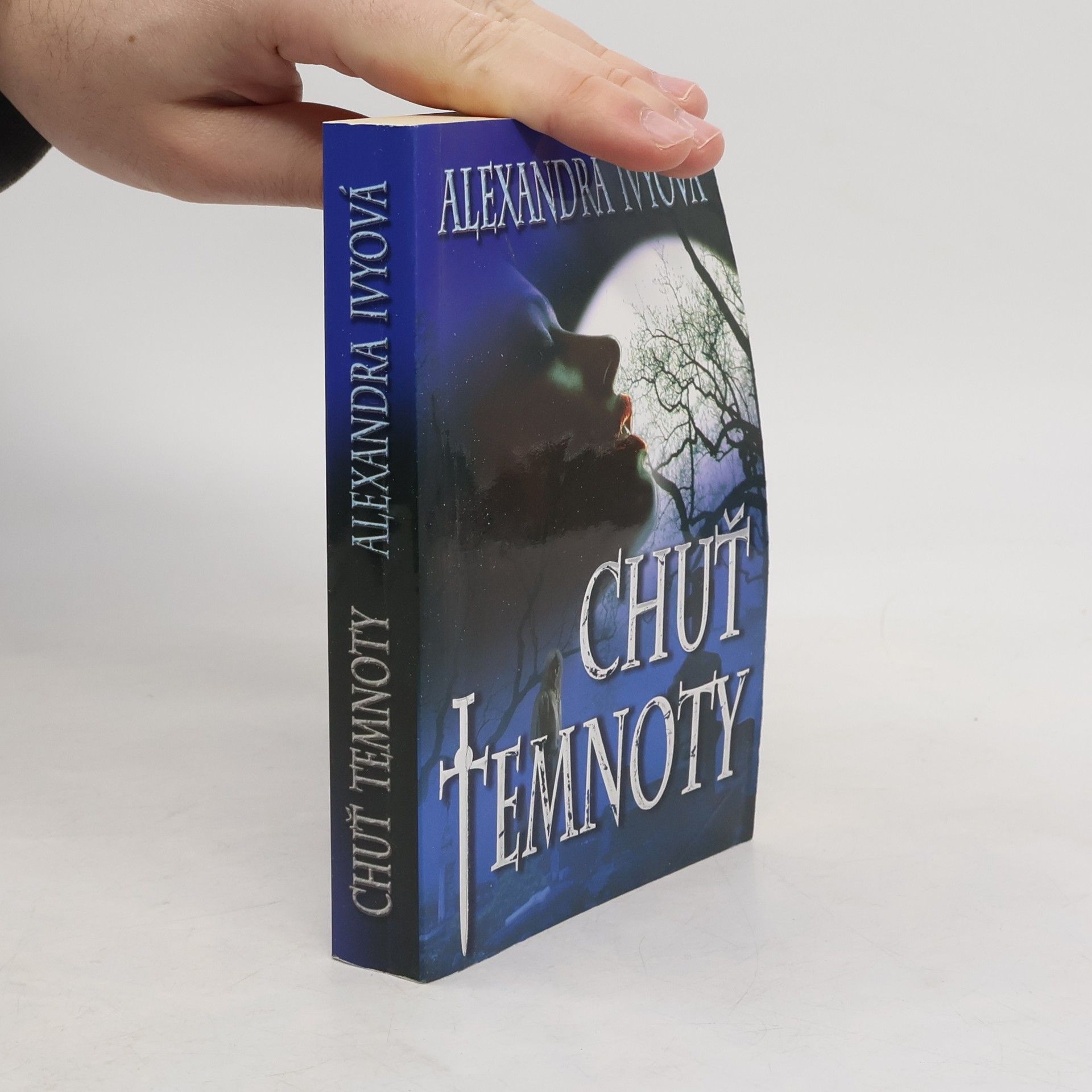 Alexandra Ivy Chuť temnoty (3. díl série)