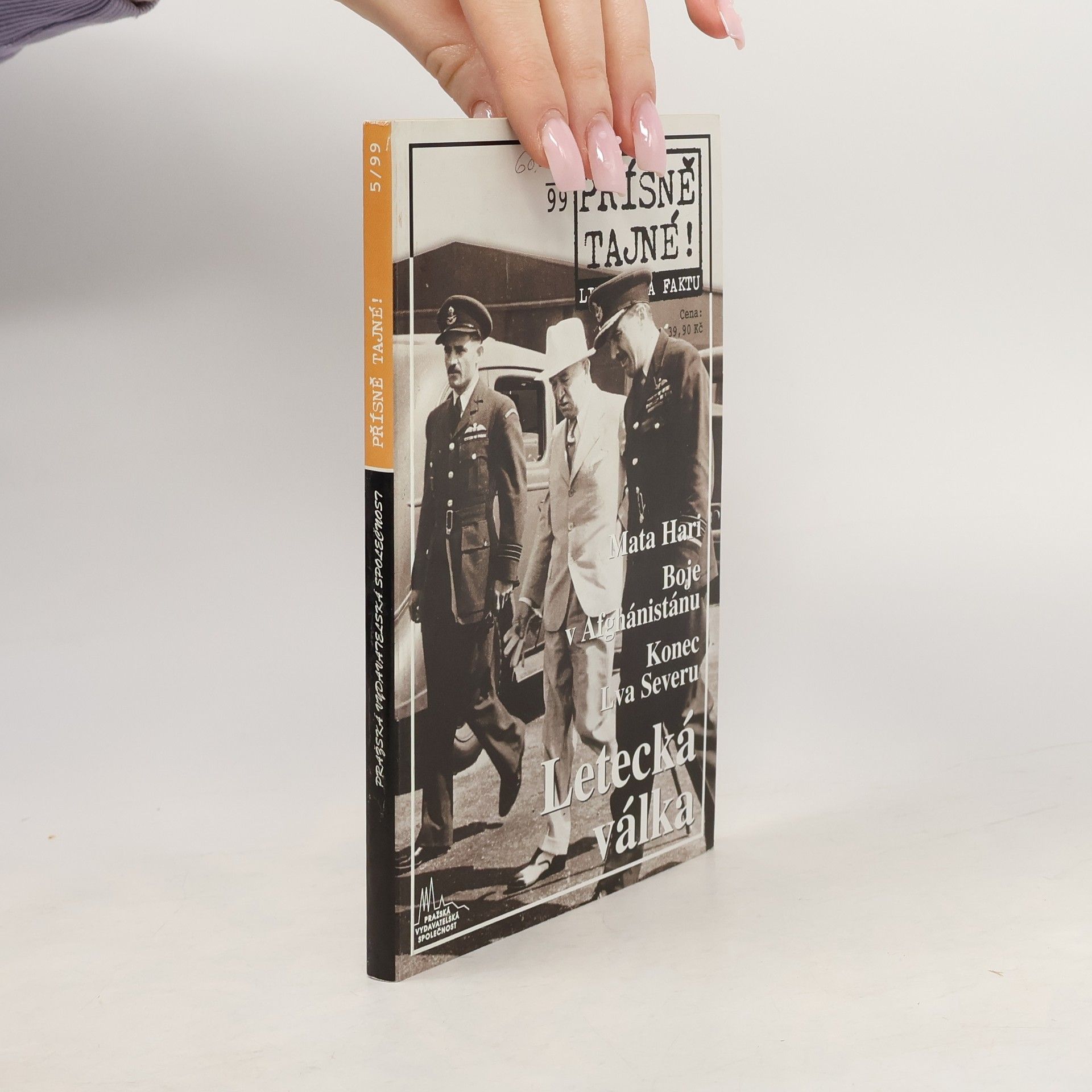 Autorenkollektiv Přísně tajné!