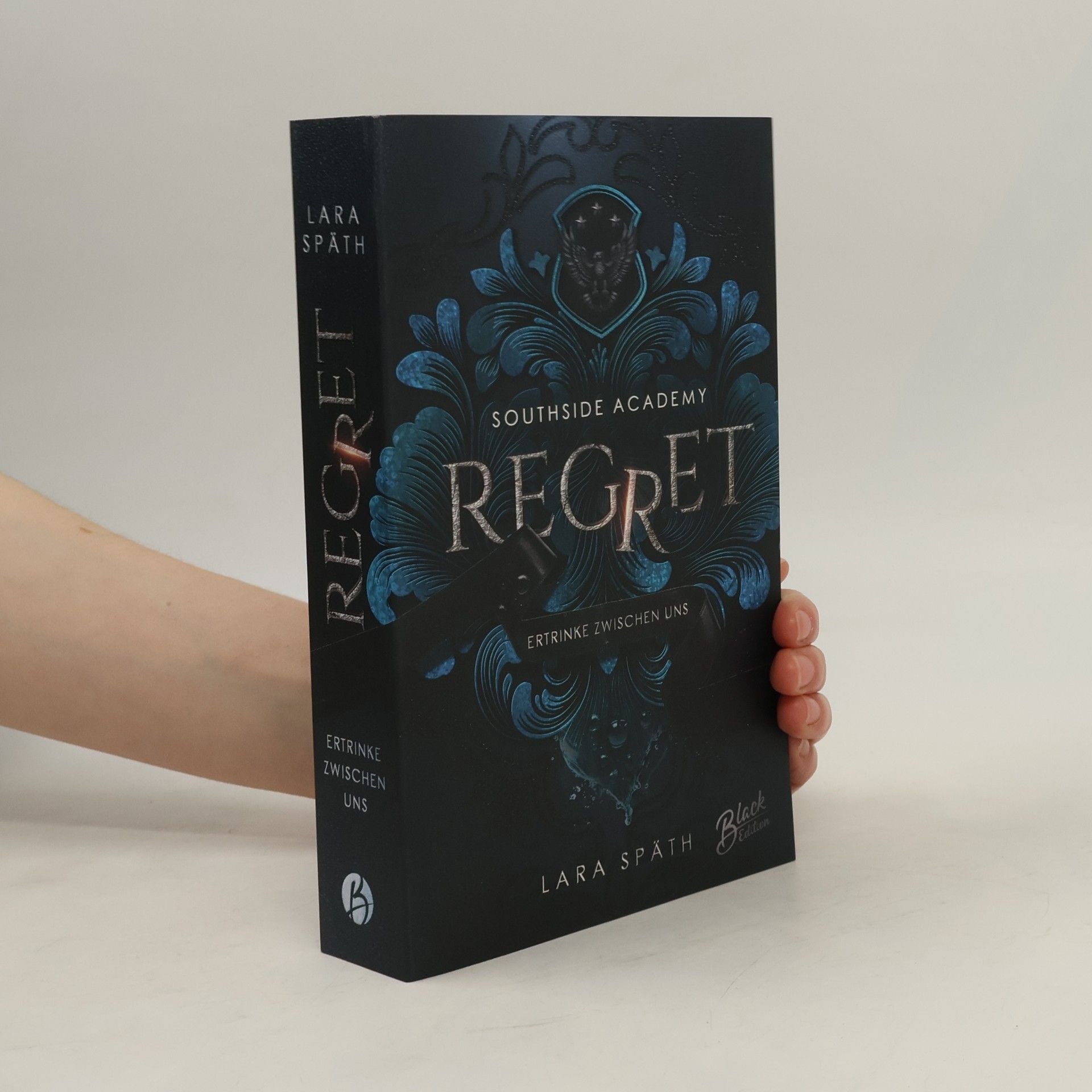 Lara Späth Regret