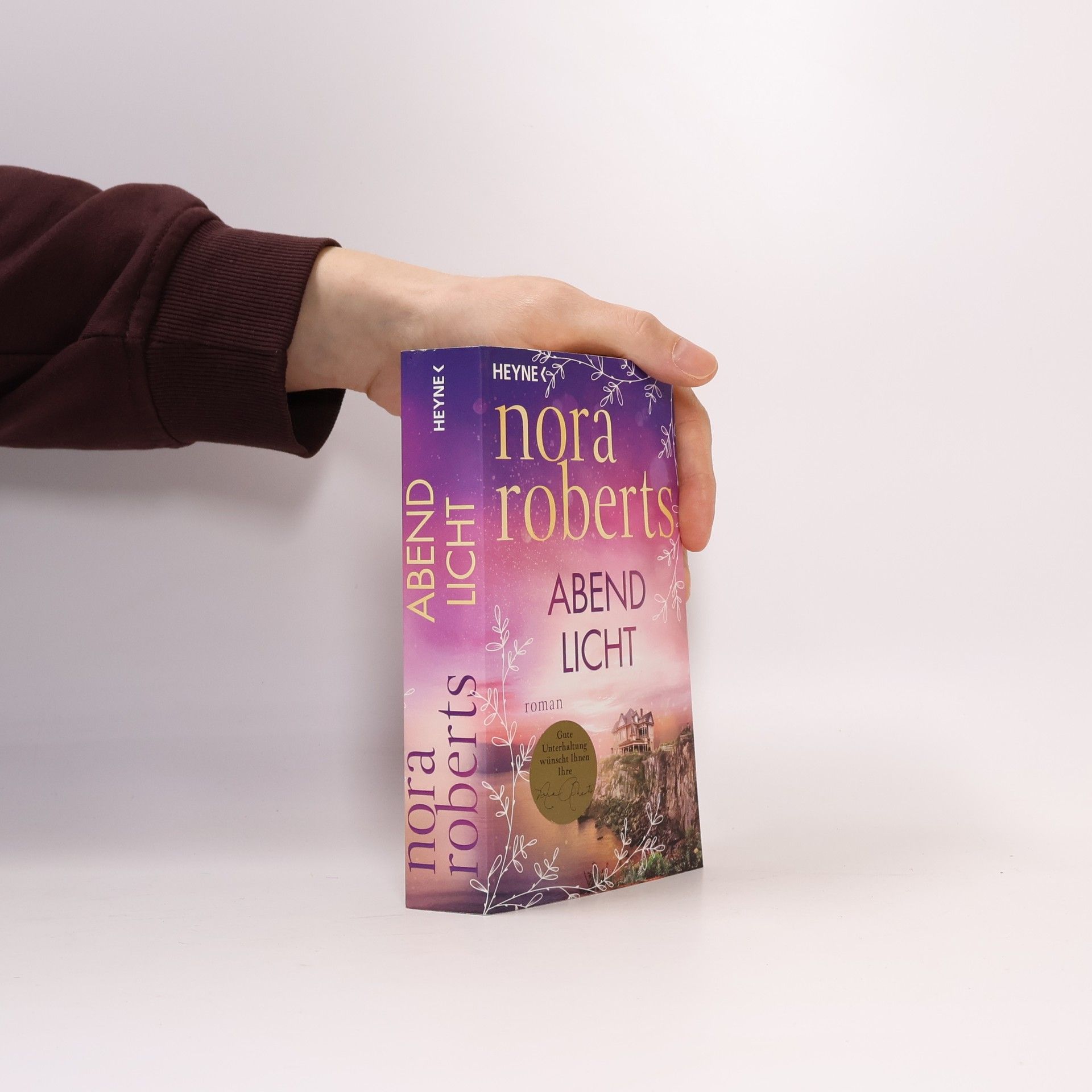 Nora Roberts Abendlicht