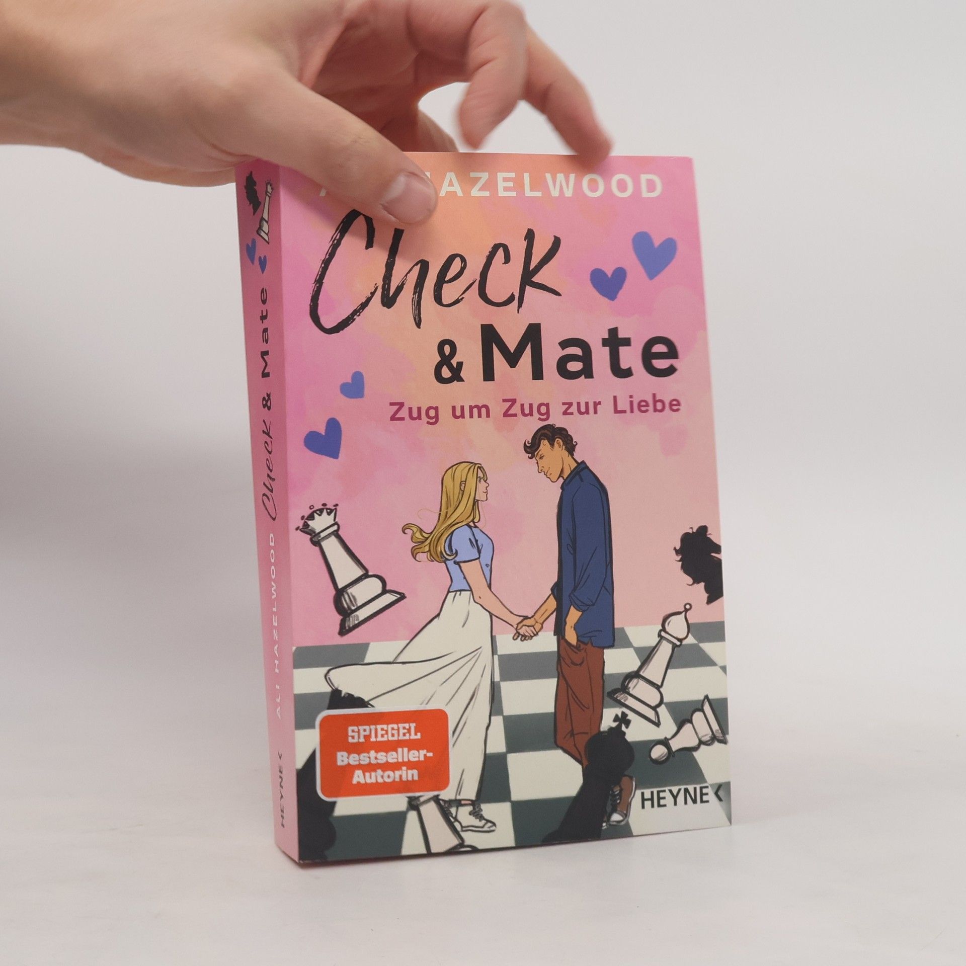 Ali Hazelwood Check & Mate – Zug um Zug zur Liebe