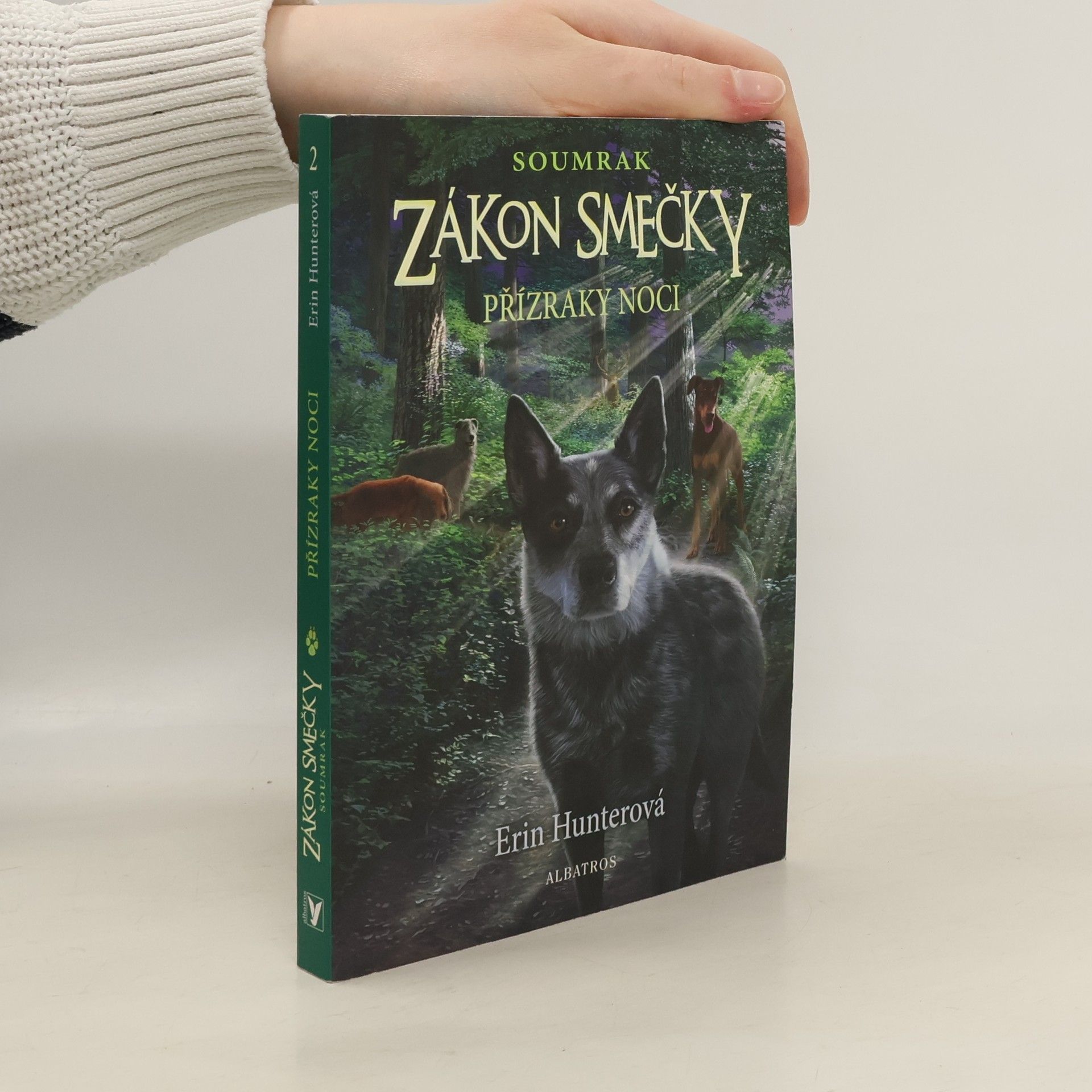 Erin Hunter Soumrak. Zákon smečky 2. Přízraky noci