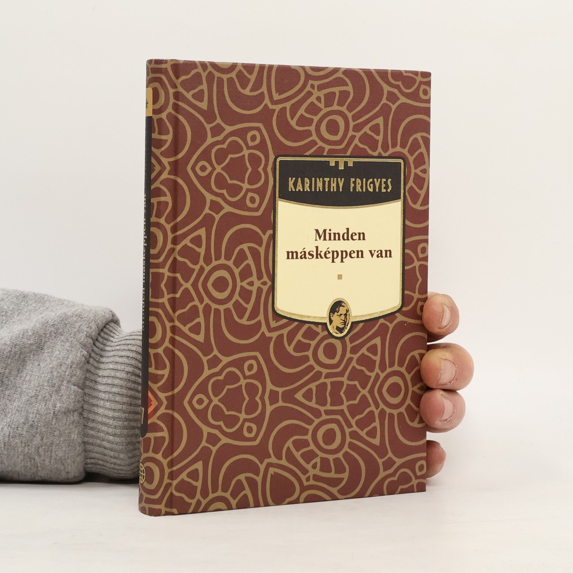 Minden másképpen van