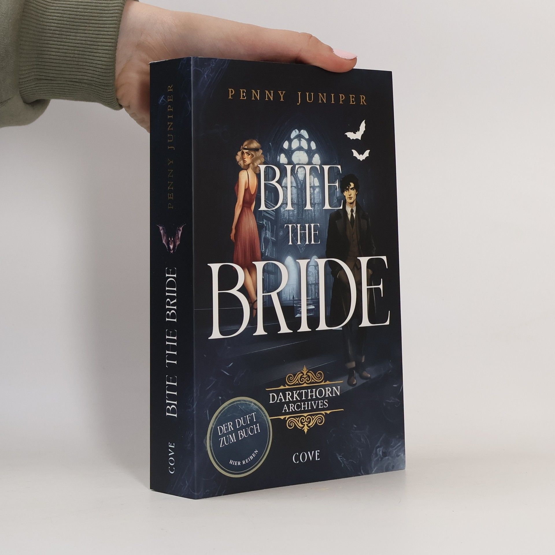 Darkthorn Archives 1: Bite the Bride
