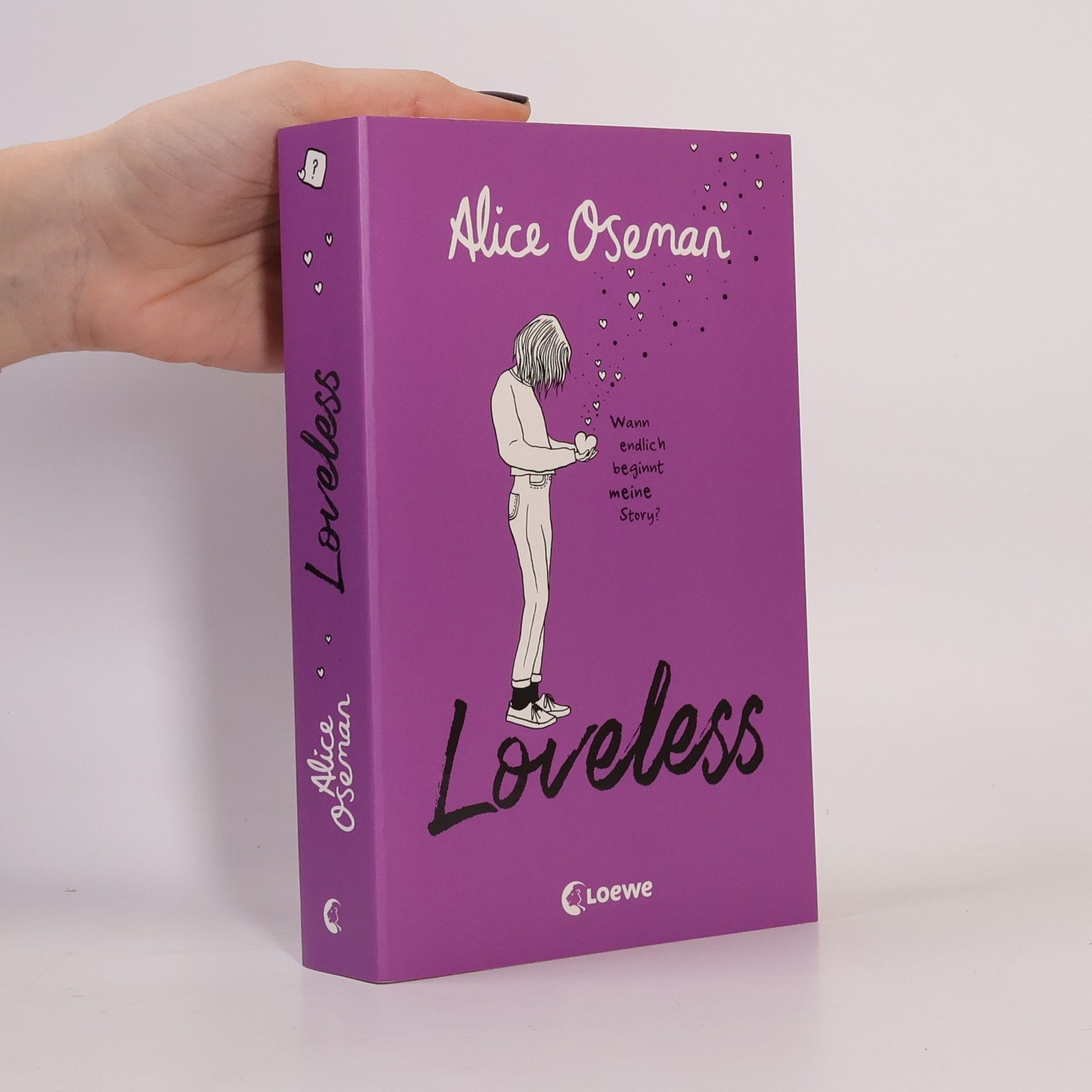 Alice Oseman Loveless