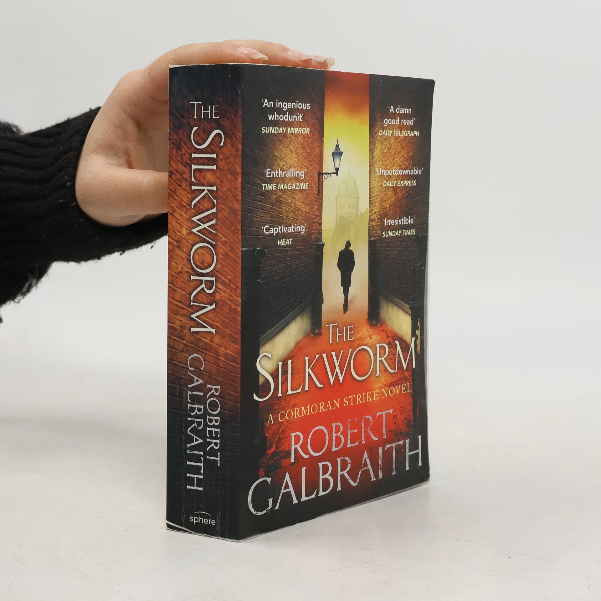 Robert Galbraith The Silkworm