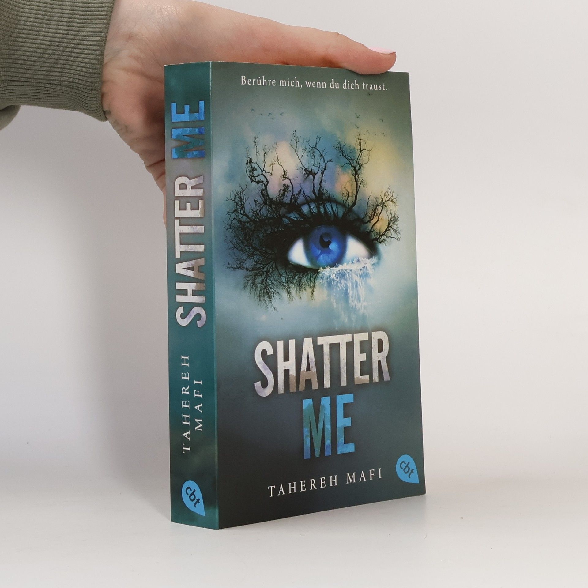 Tahereh Mafi Shatter Me