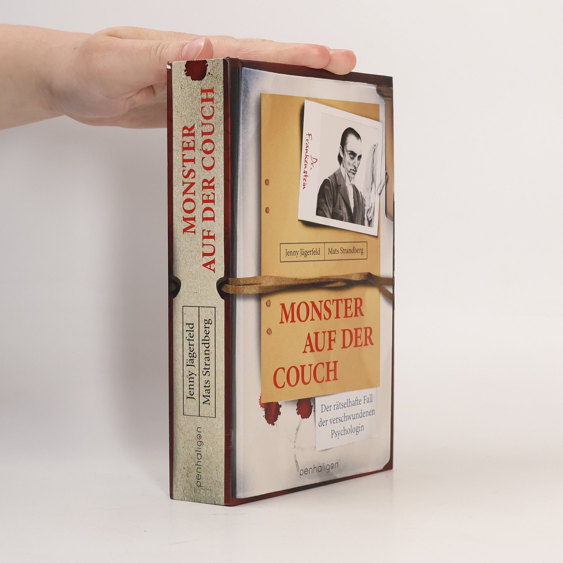 Monster auf der Couch