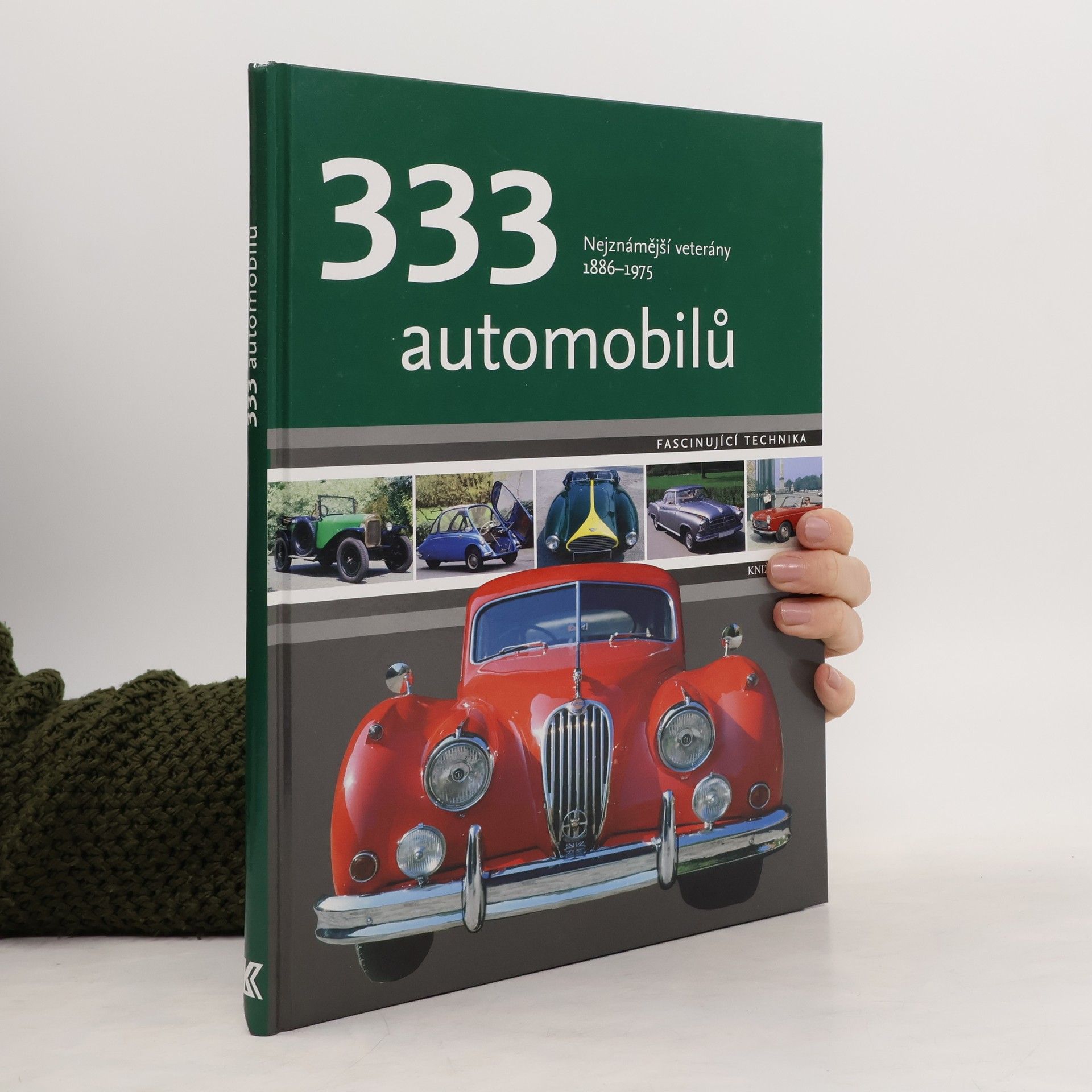 333 automobilů