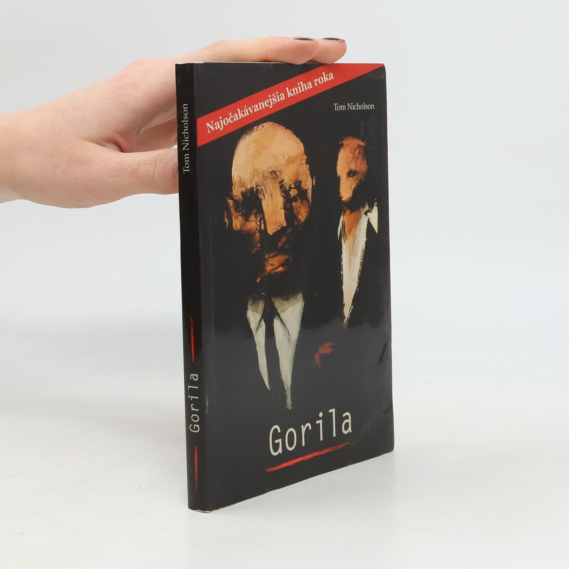 Tom Nicholson Gorila