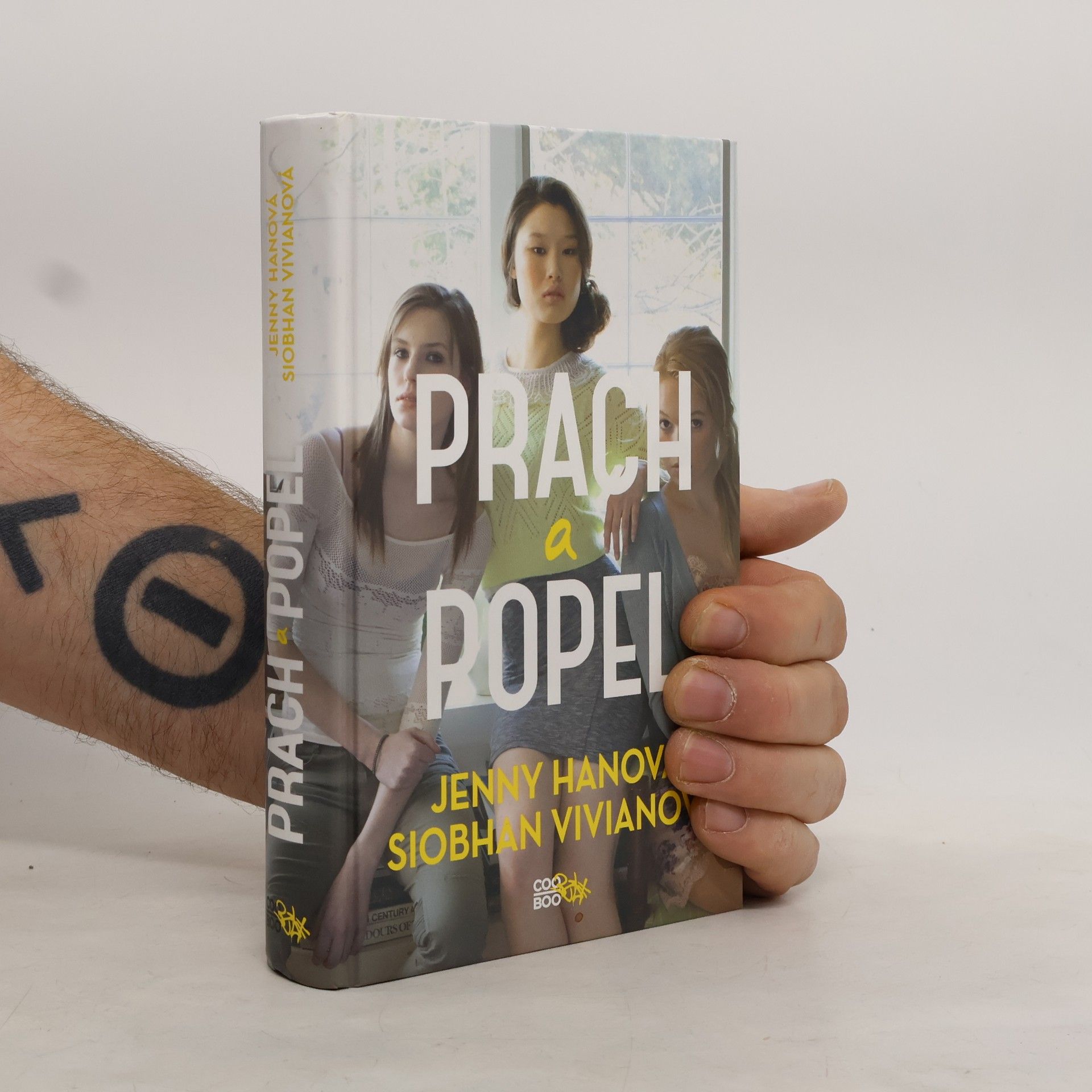 Jenny Han Prach a popel