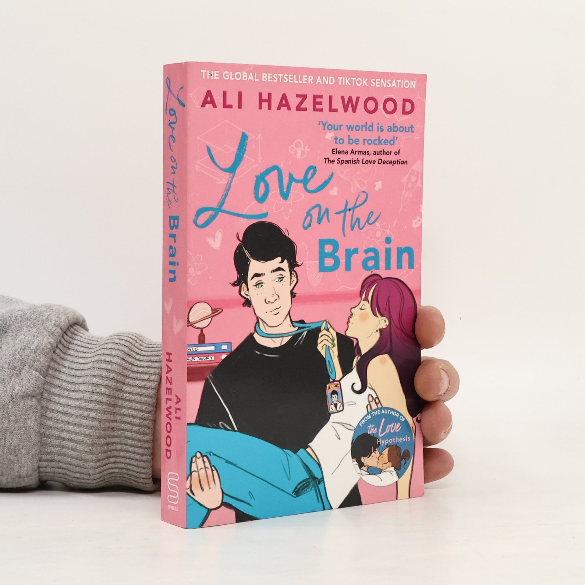 Ali Hazelwood Love on the Brain