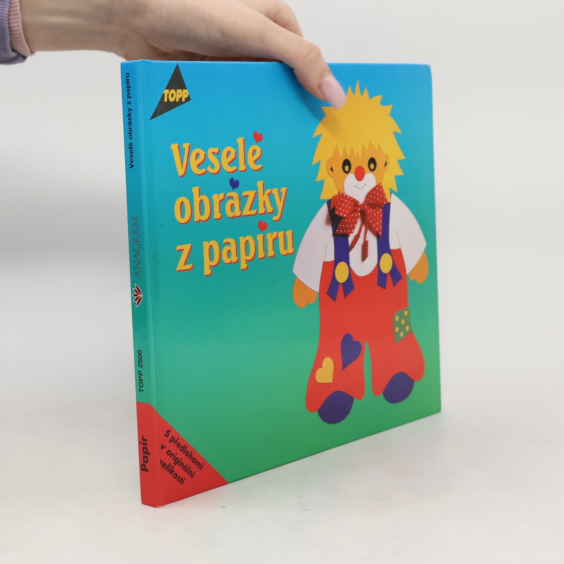 Angelika Kipp Veselé obrázky z papíru