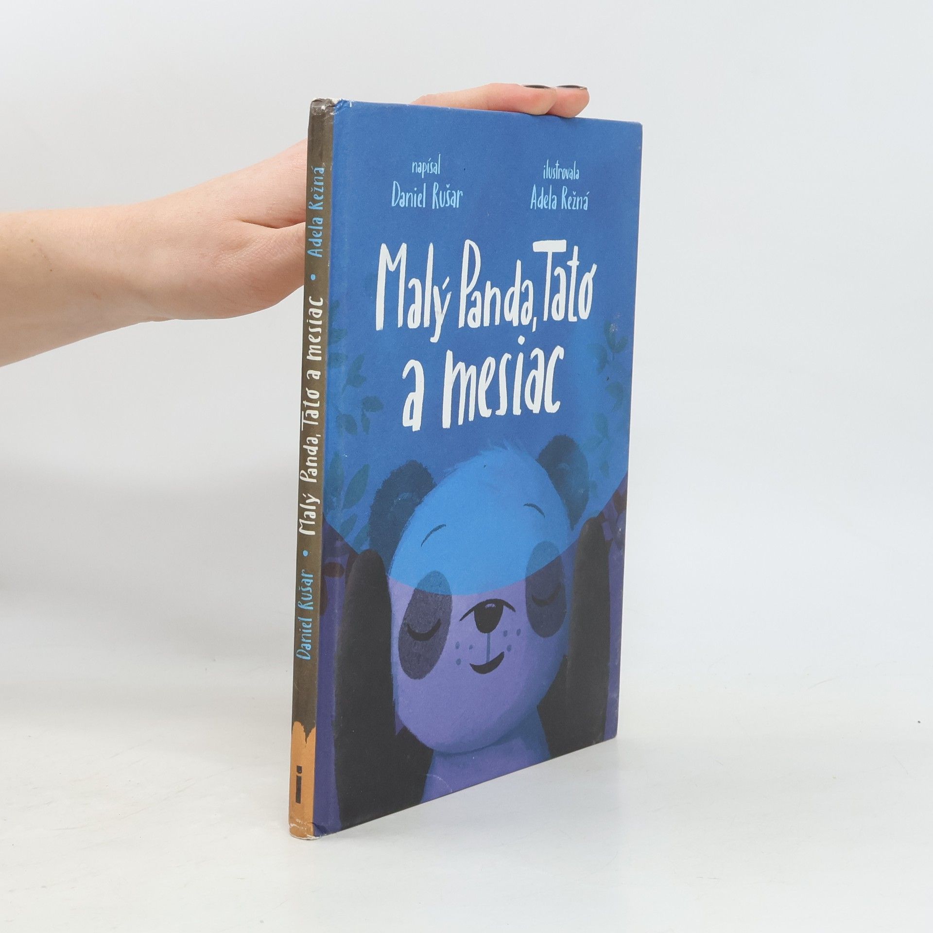 Daniel Rušar Malý Panda, Tato a mesiac