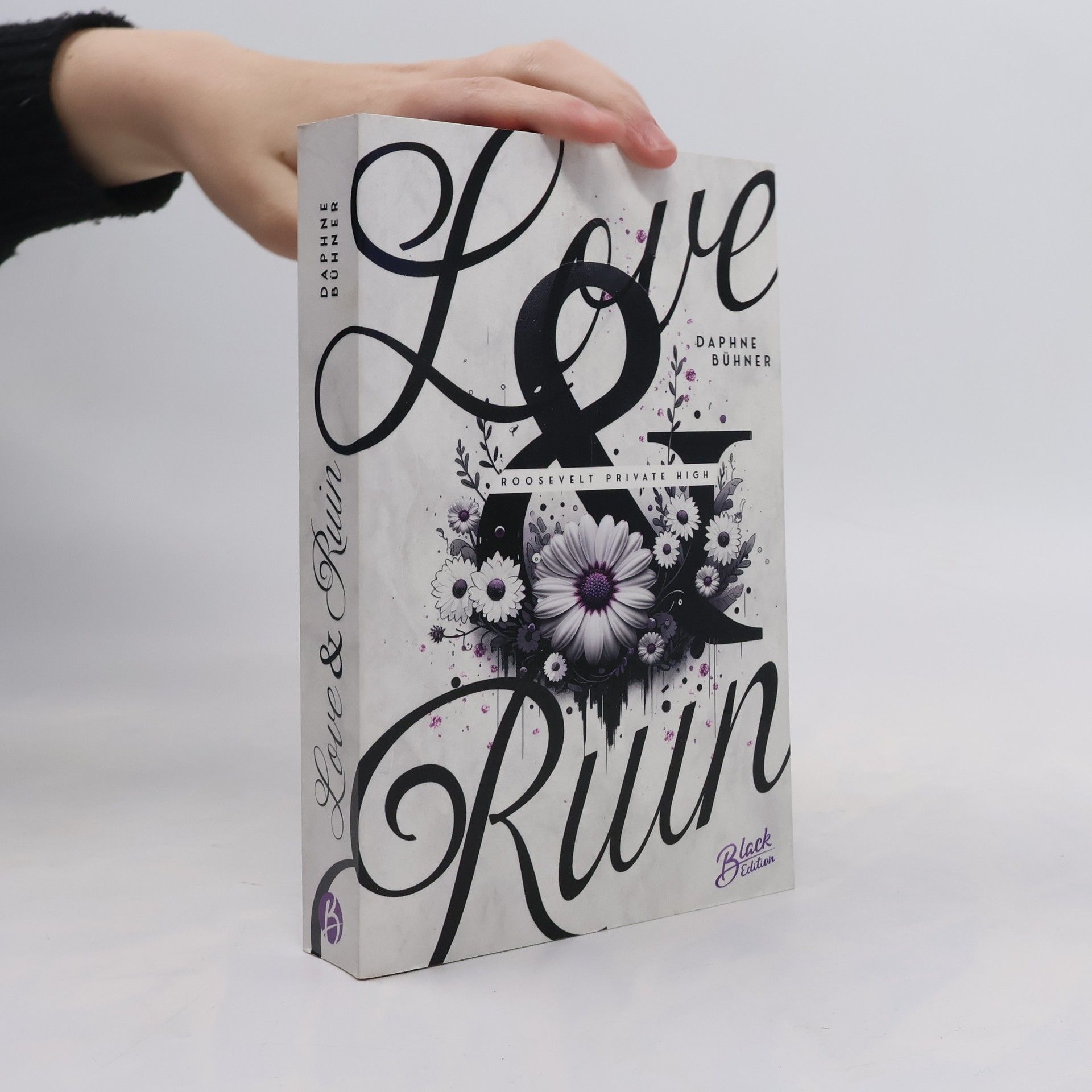 Daphne Bühner Love & Ruin