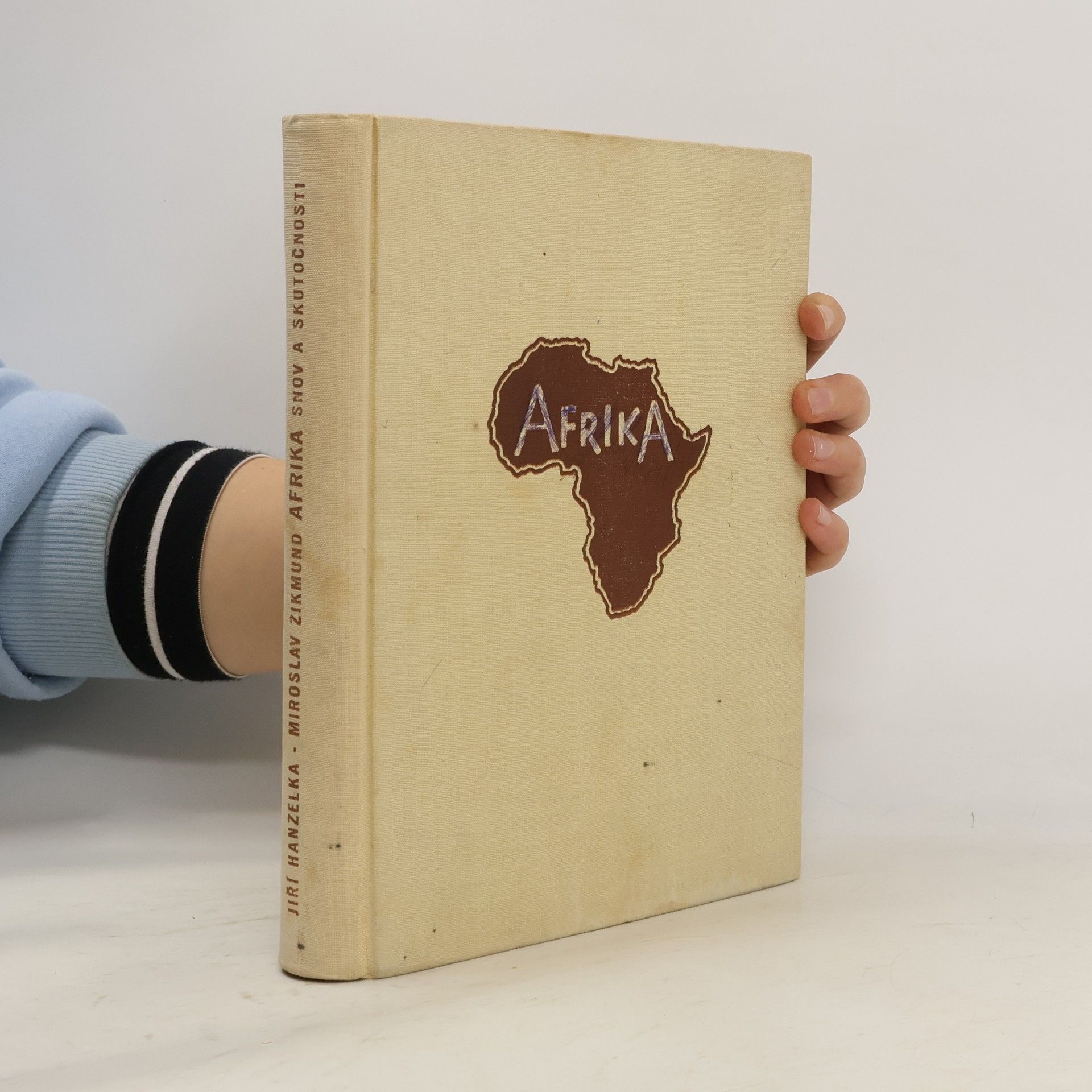 Jiří Hanzelka Afrika snov a skutočnosti