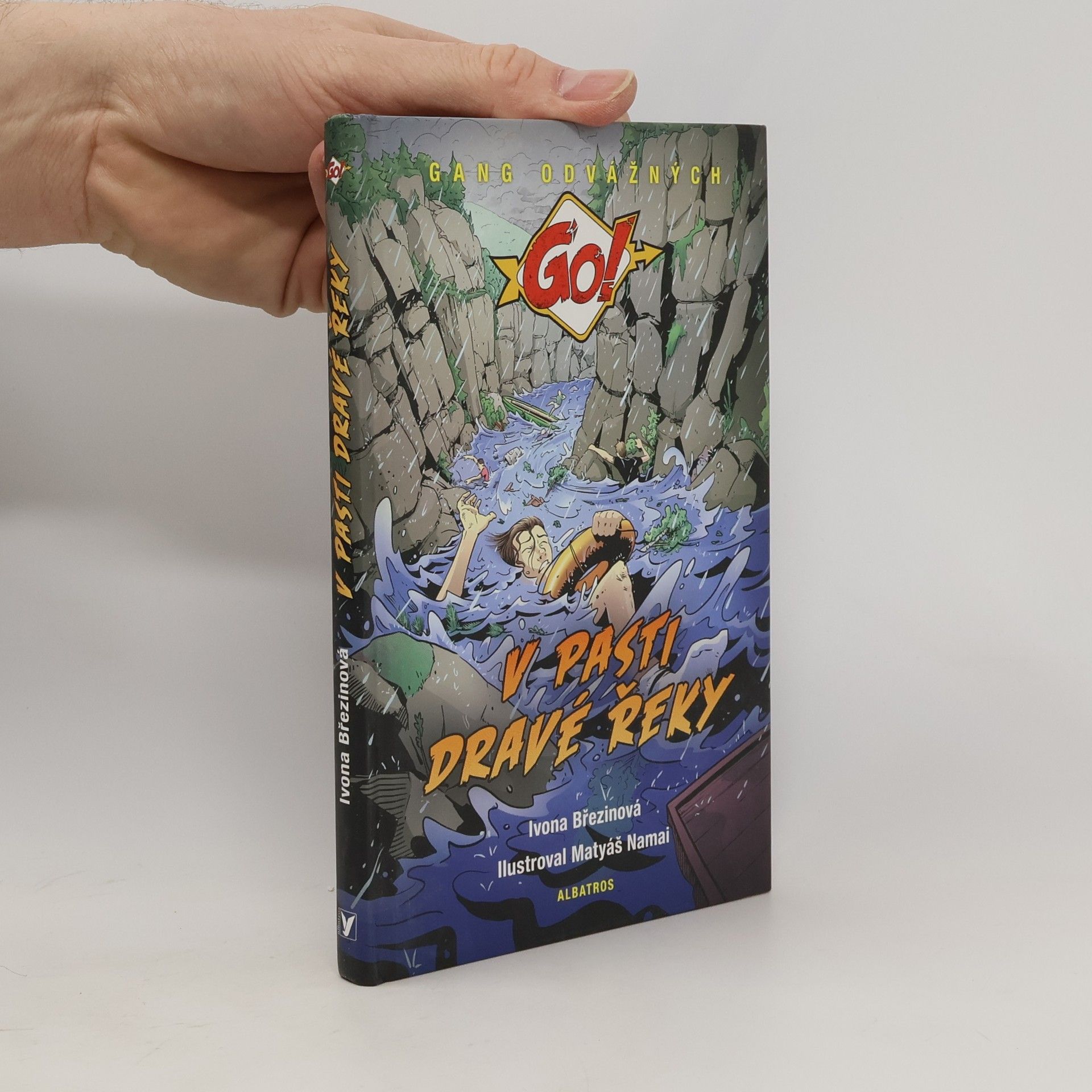 Ivona Březinová V pasti dravé řeky