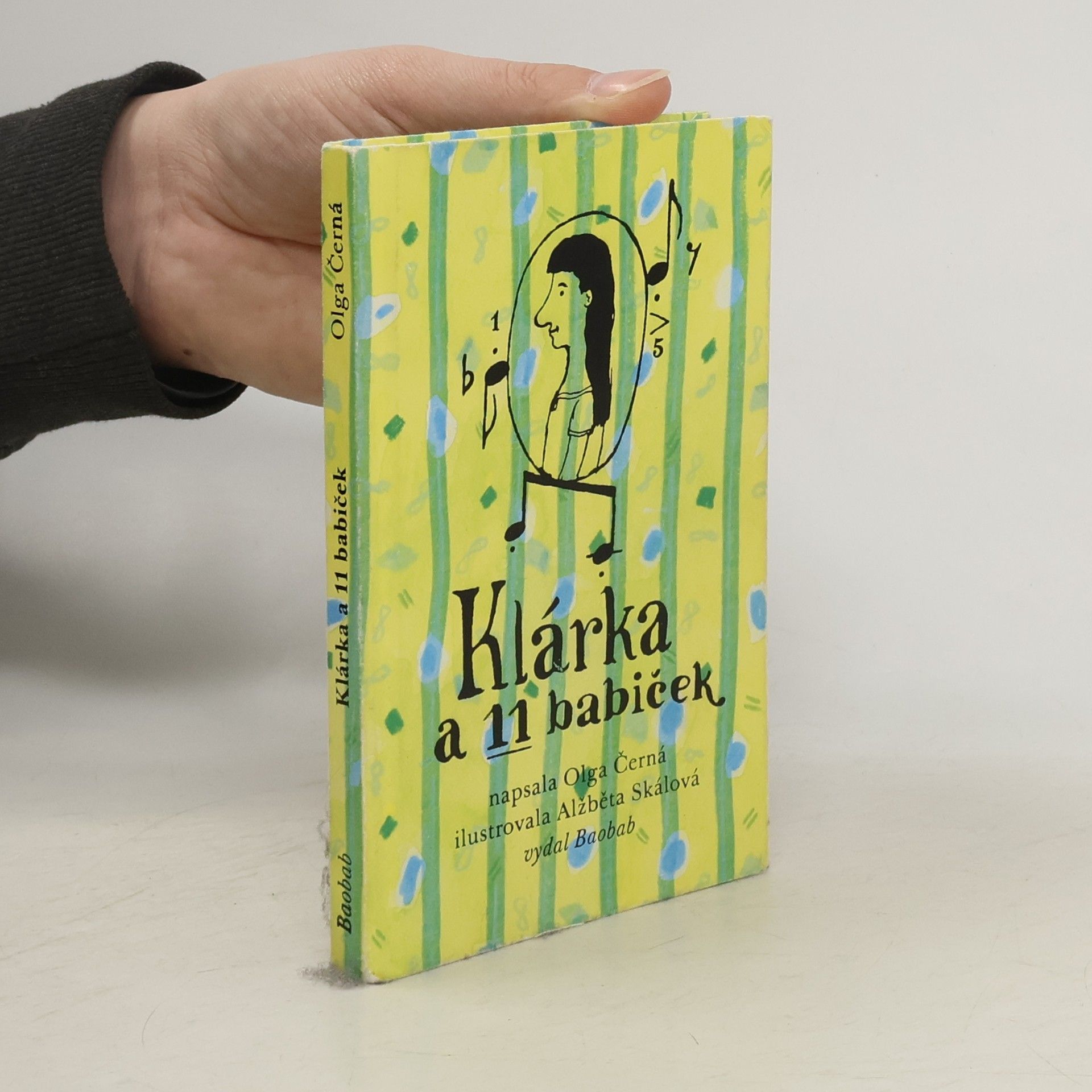 Klárka a 11 babiček