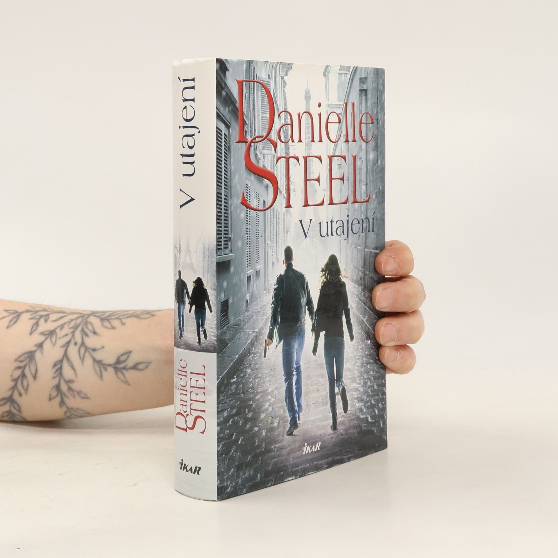 Danielle Steel V utajení