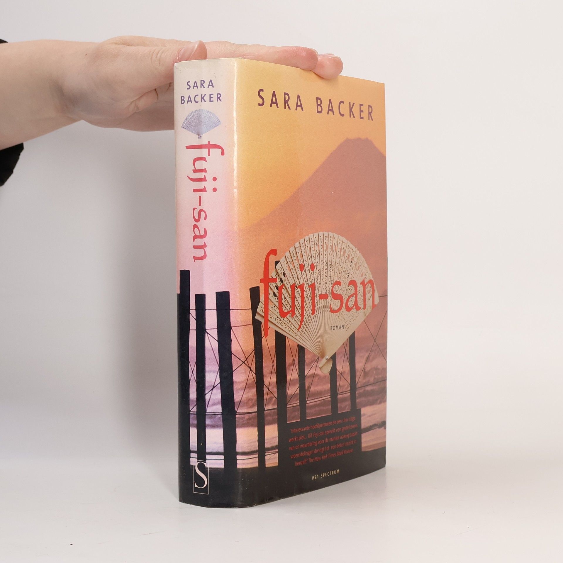 Sara Backer Fuji-san