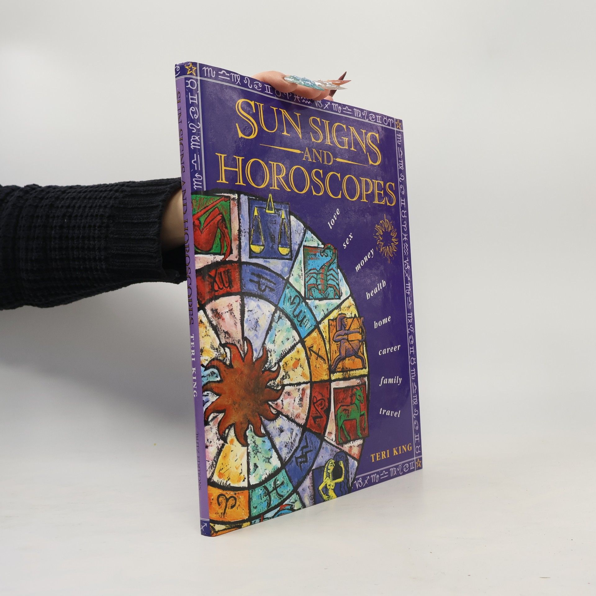 Teri King Sun Signs and Horoscopes