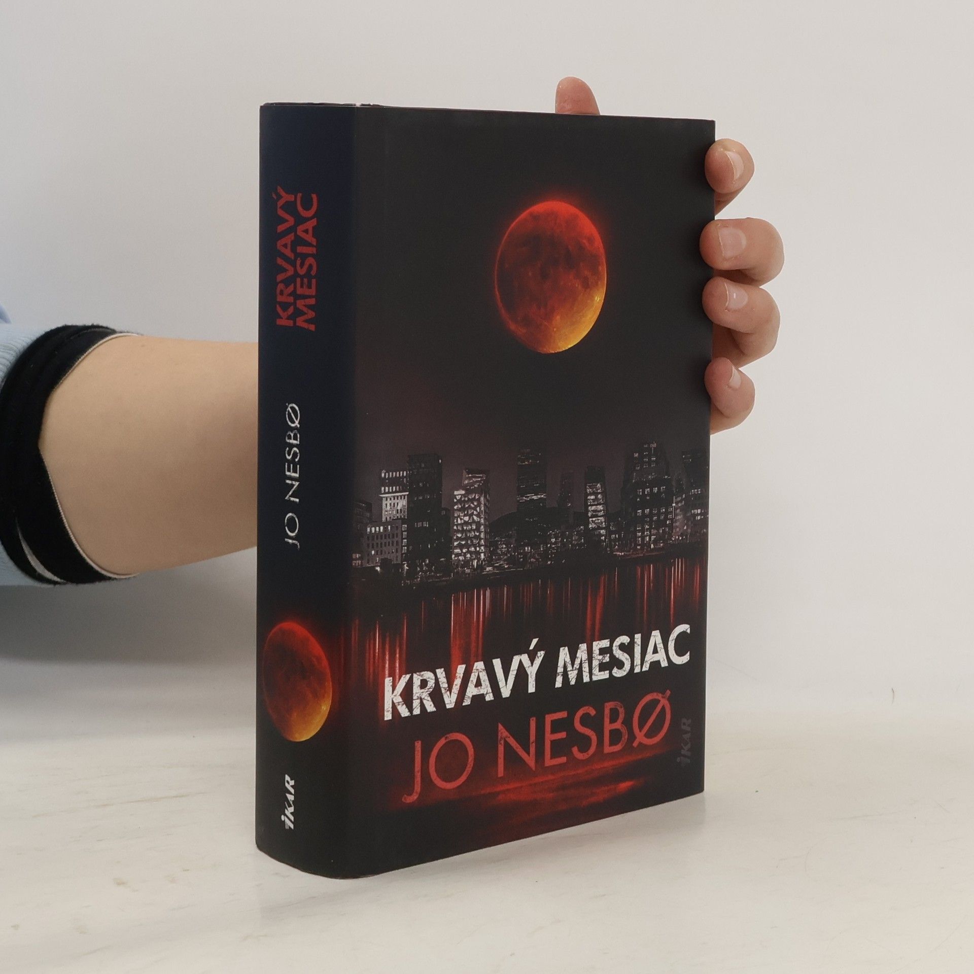 Jo Nesbø Krvavý mesiac