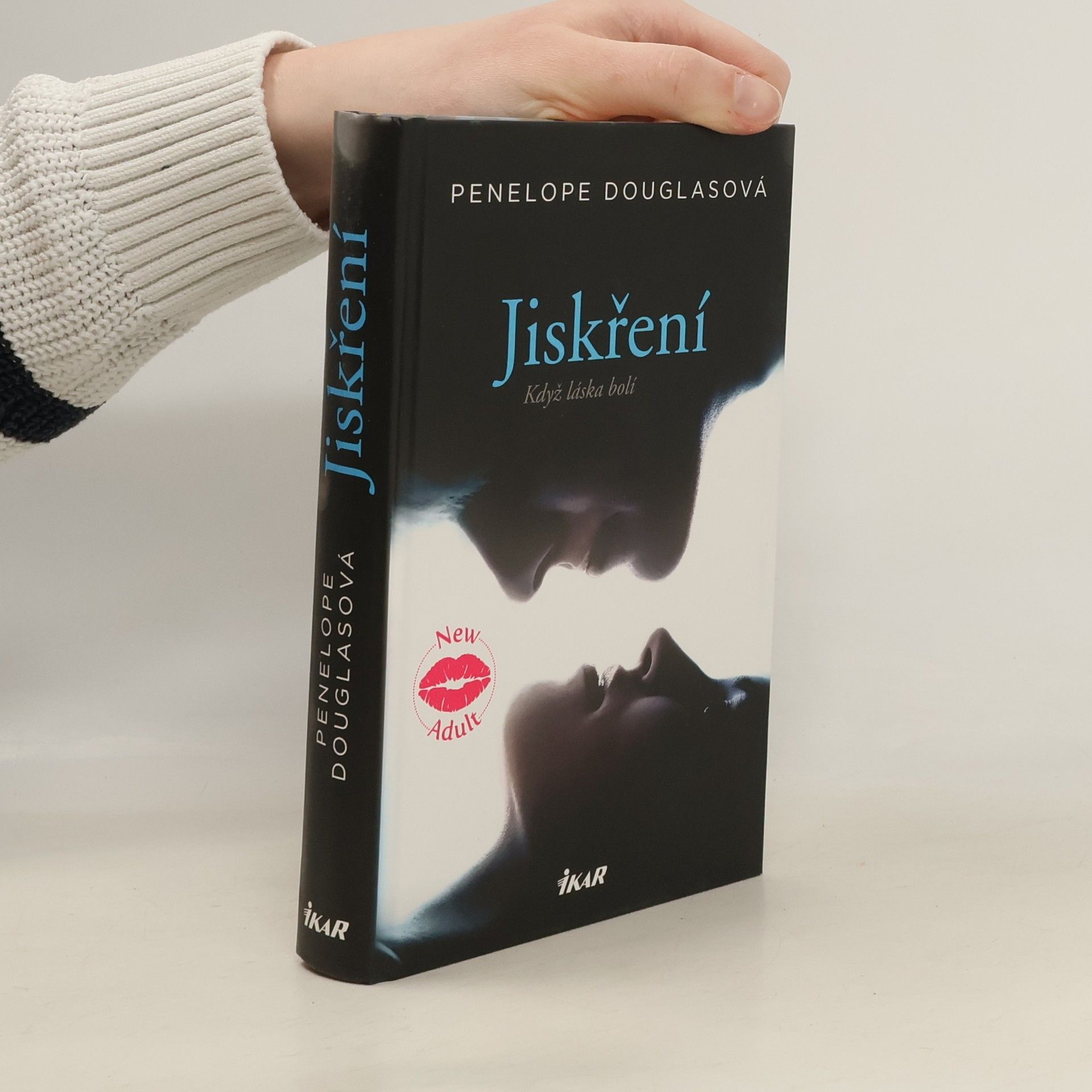 Penelope Douglas Jiskření