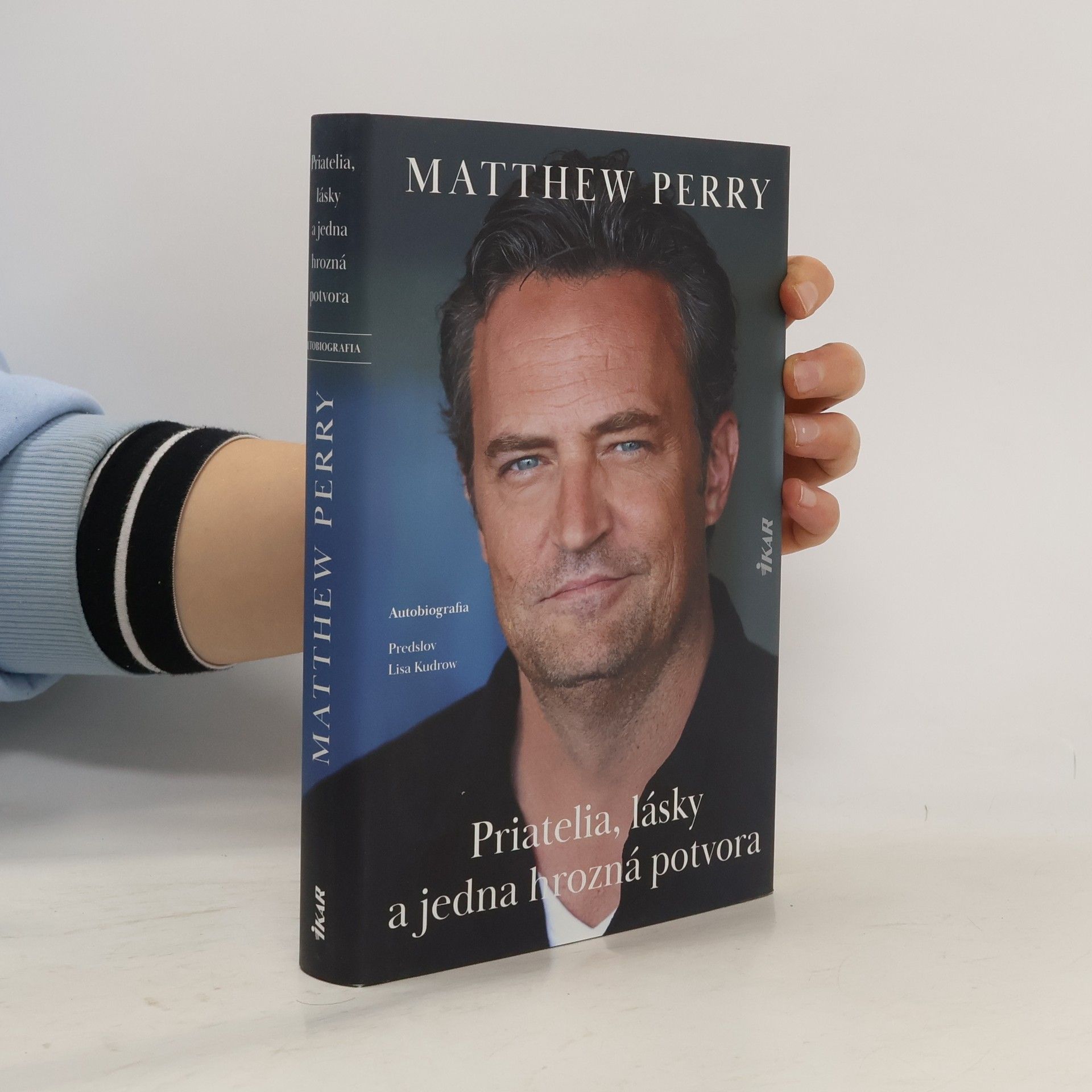 Matthew Perry Priatelia, lásky a jedna hrozná potvora