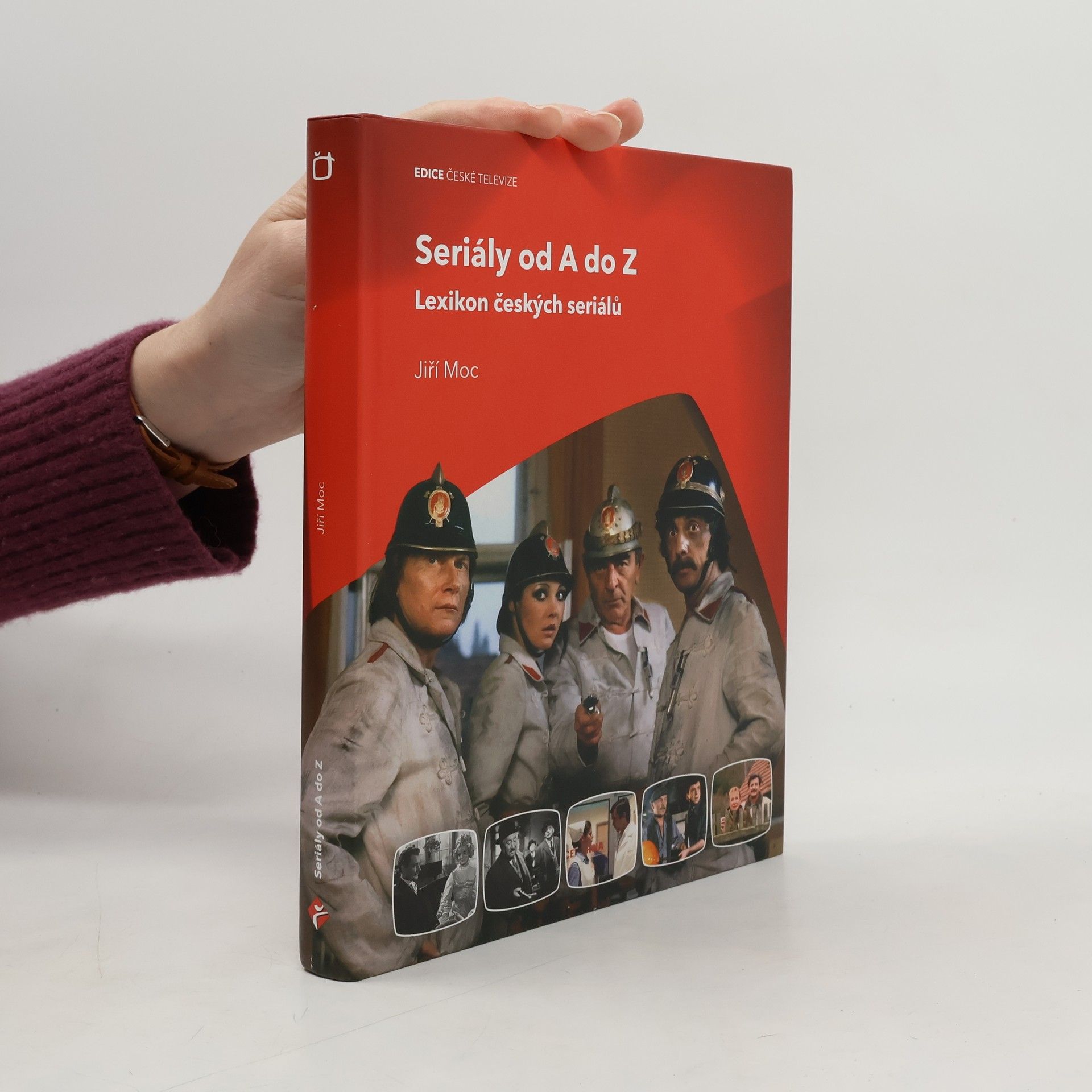 Jiří Moc Seriály od A do Z : lexikon českých seriálů