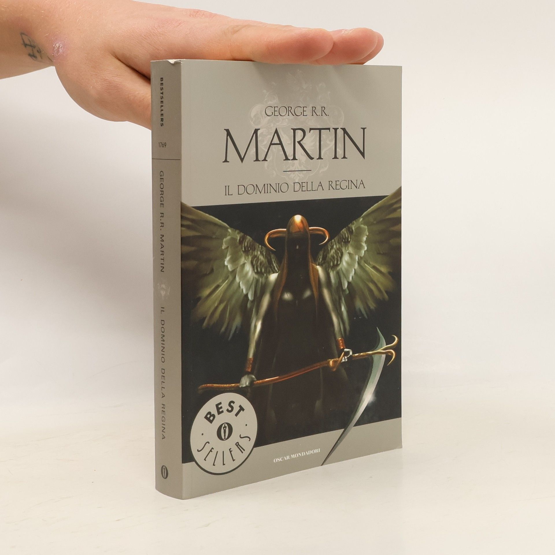 Michela Benuzzi Il dominio della regina