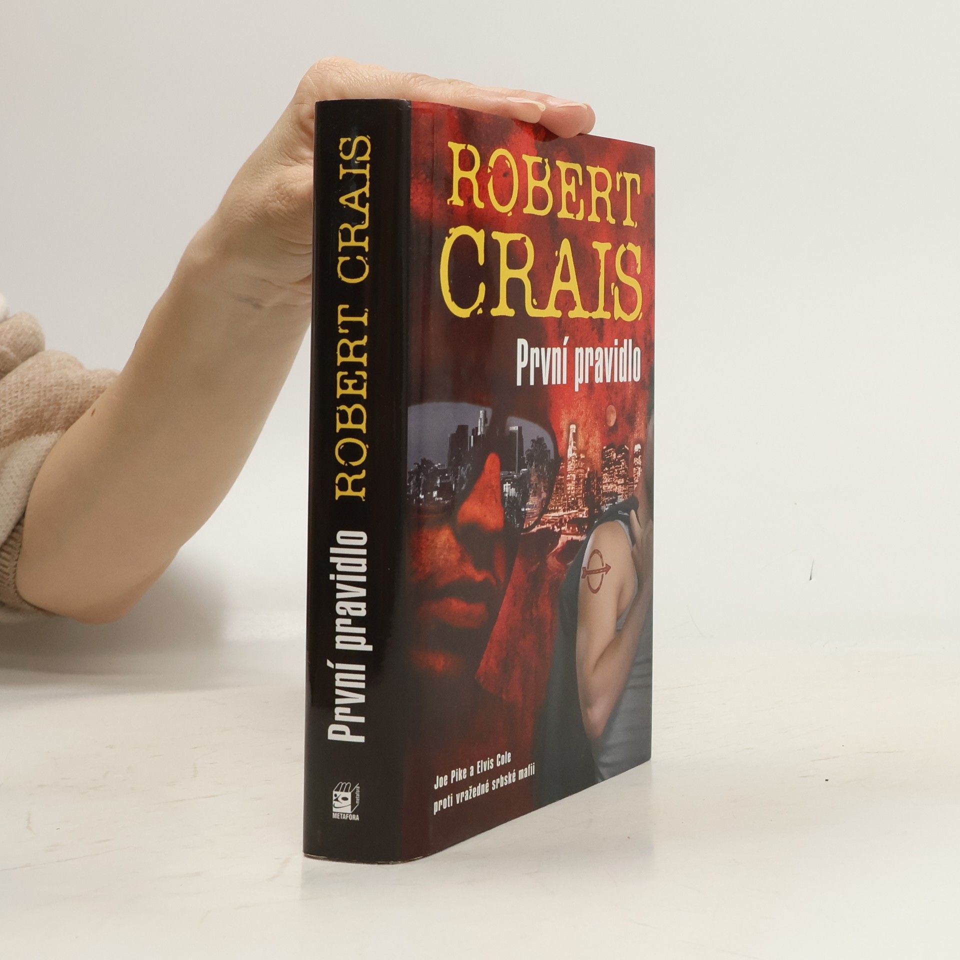Robert Crais První pravidlo