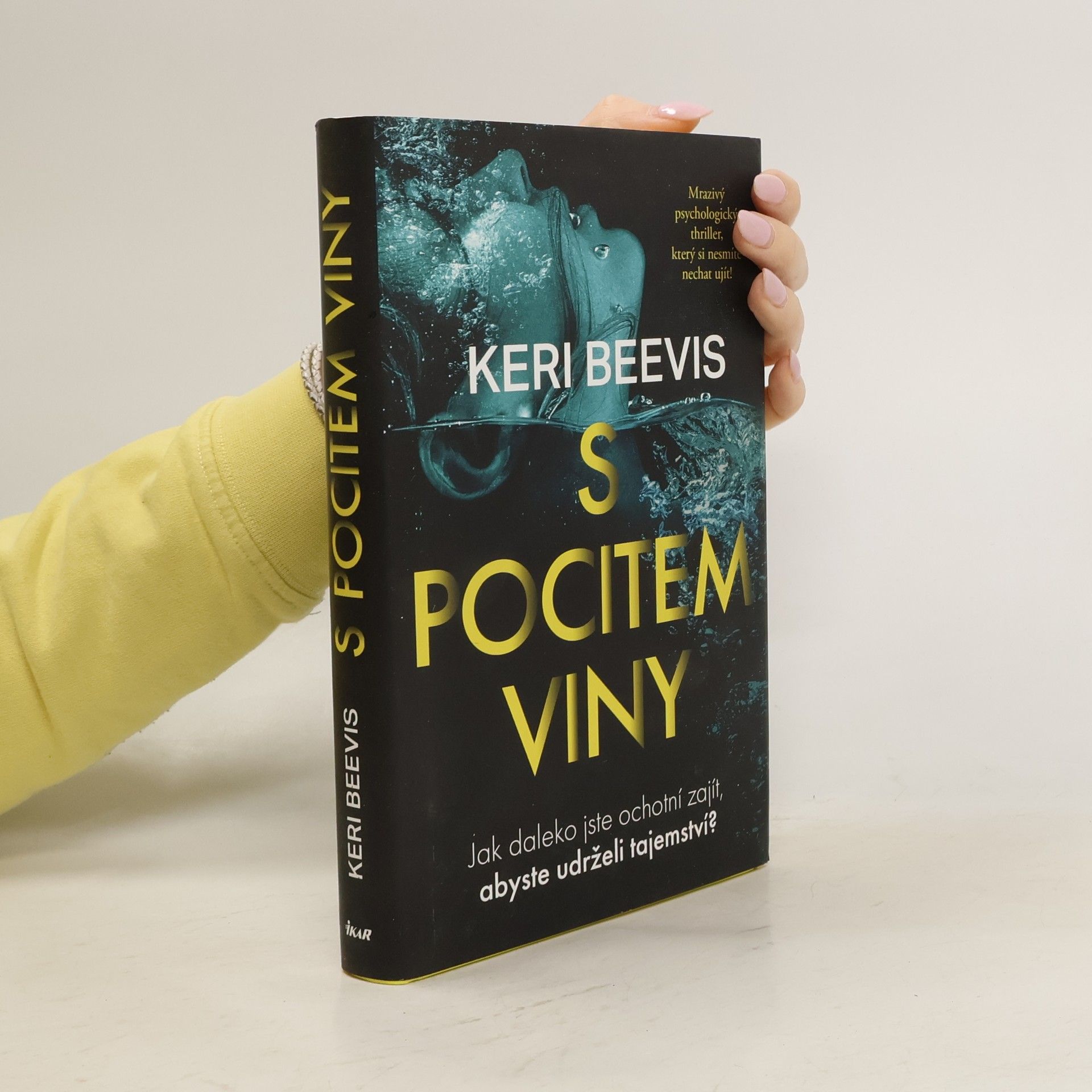 Keri Beevis S pocitem viny