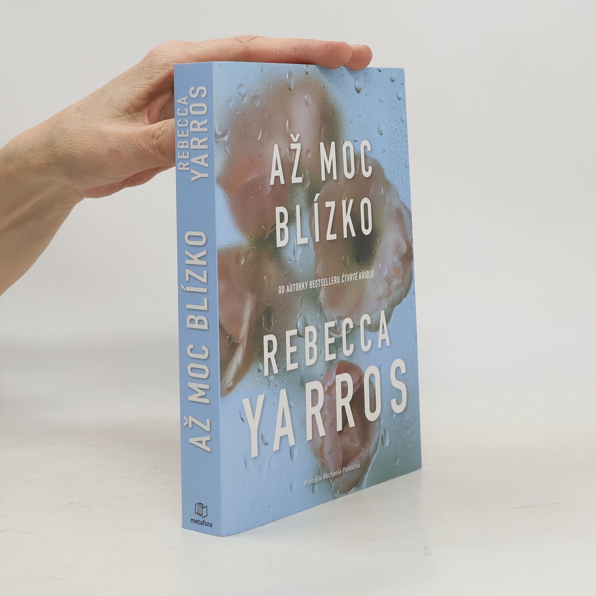 Rebecca Yarros Až moc blízko