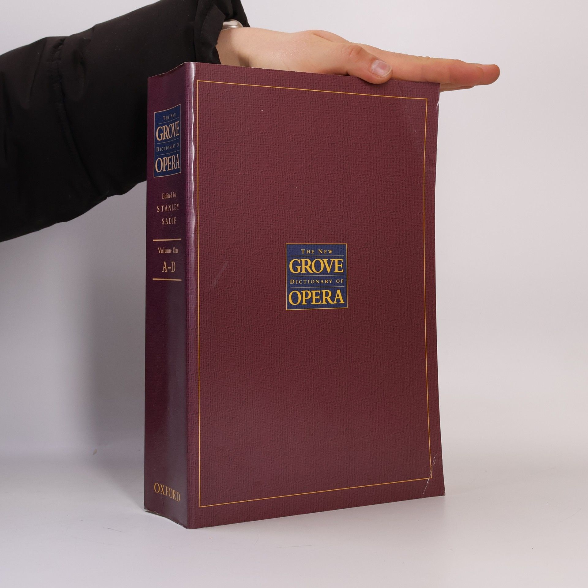 Stanley Sadie The New Grove Dictionary of Opera