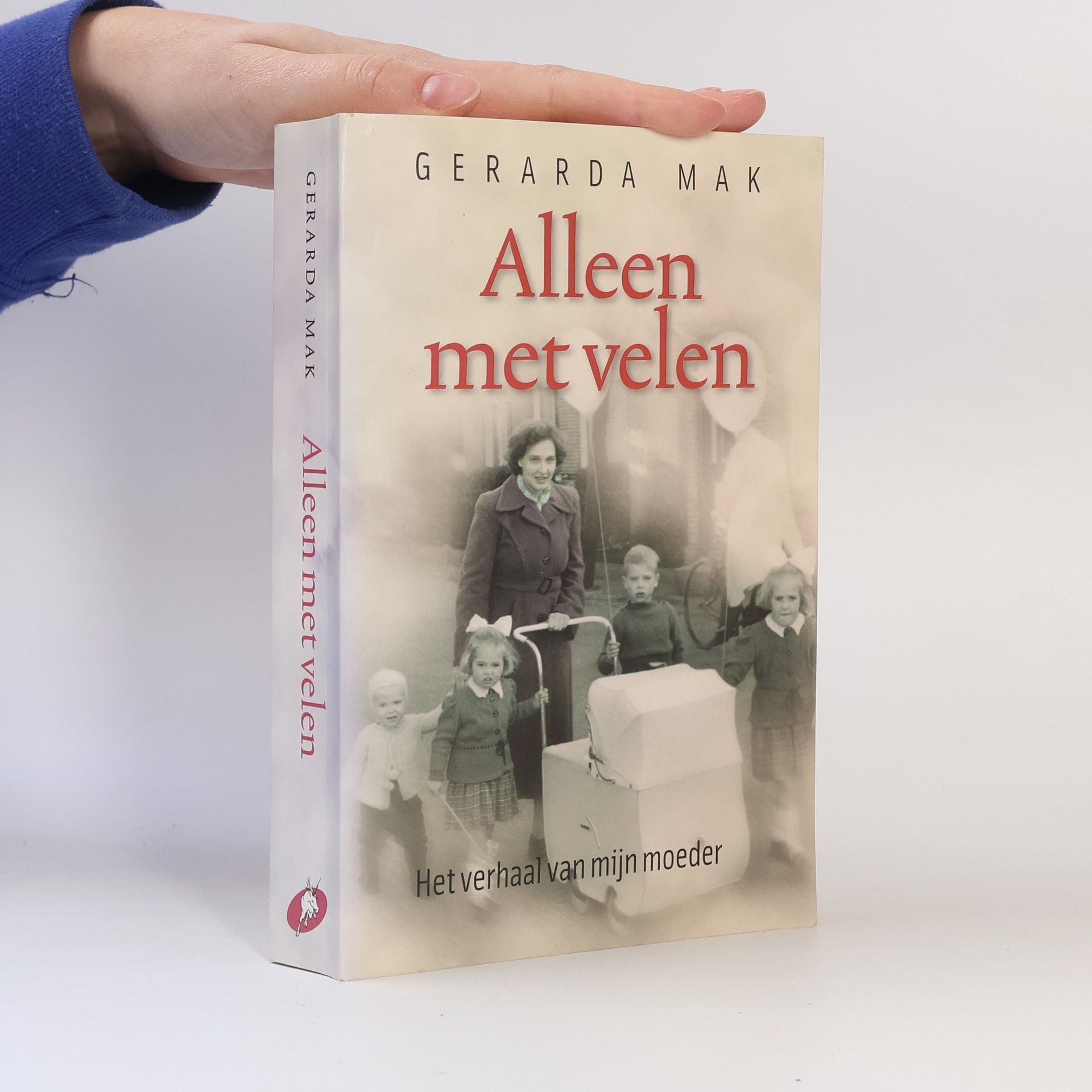 Gerarda Mak Alleen met velen