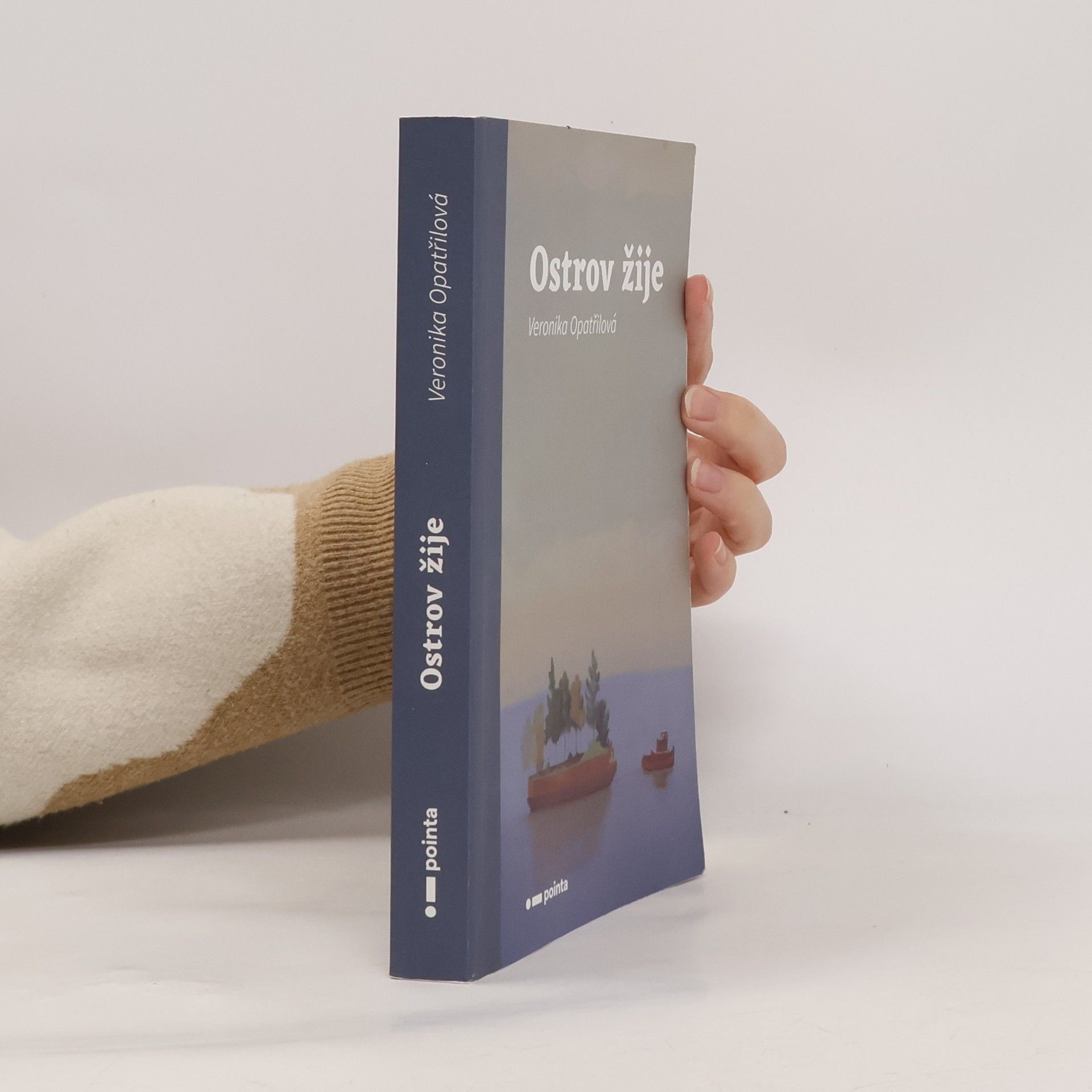 Veronika Opatřilová Ostrov žije