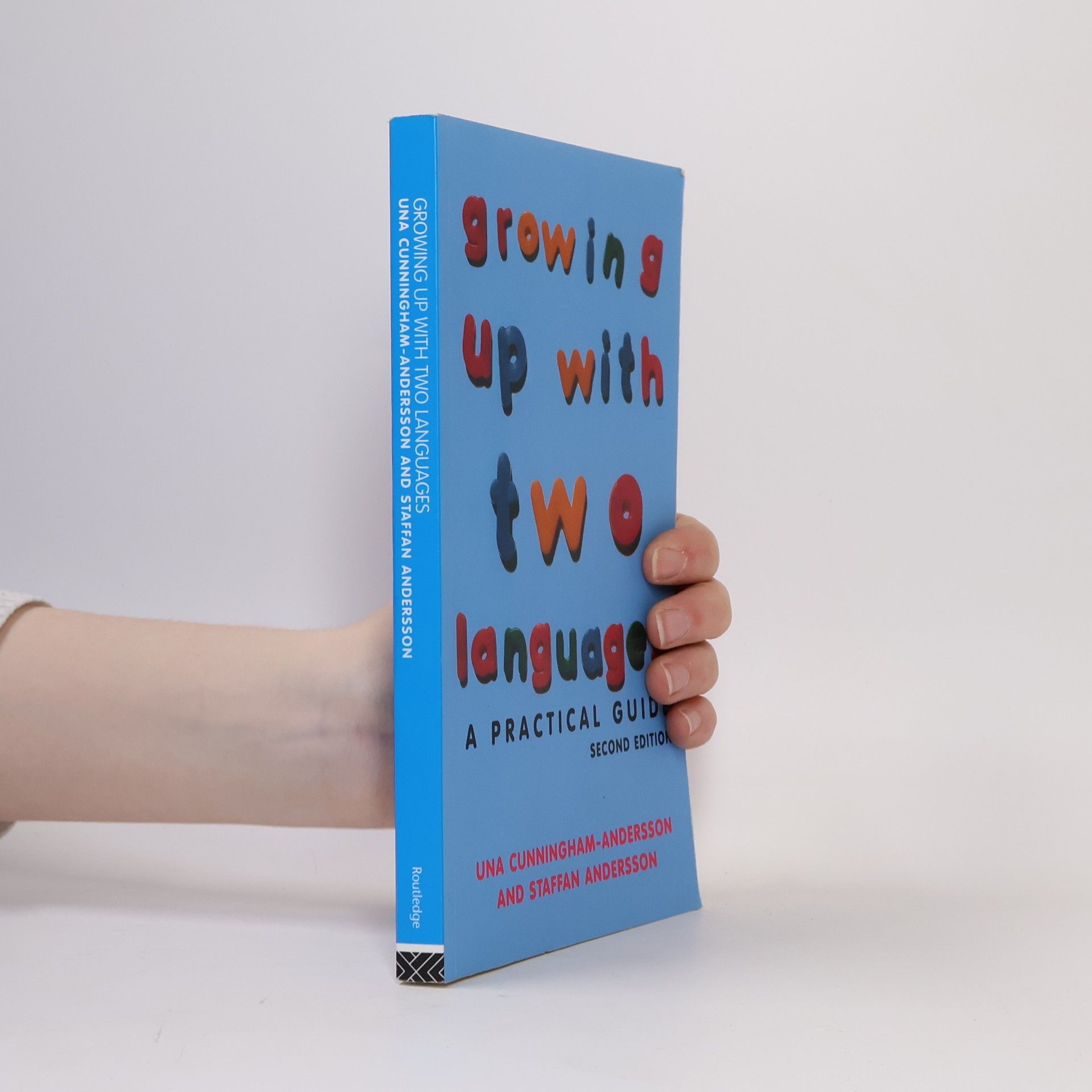 Una Cunningham Andersson Growing Up with Two Languages