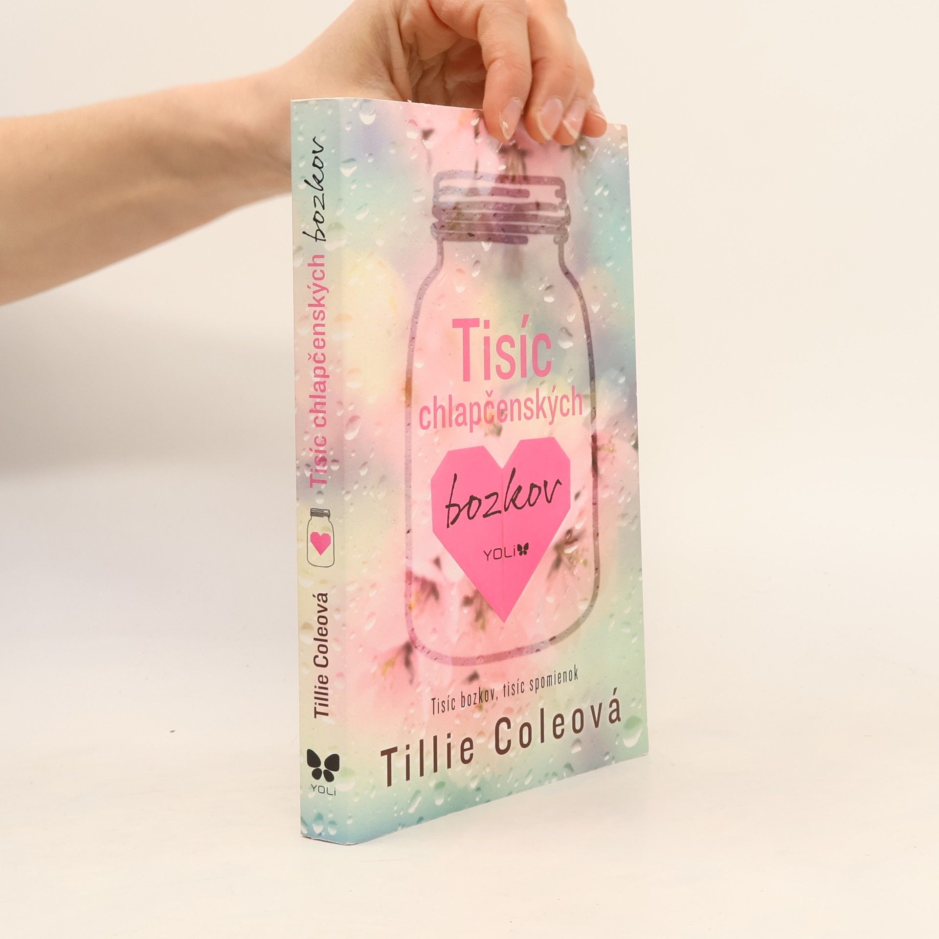 Tillie Cole Tisíc chlapčenských bozkov