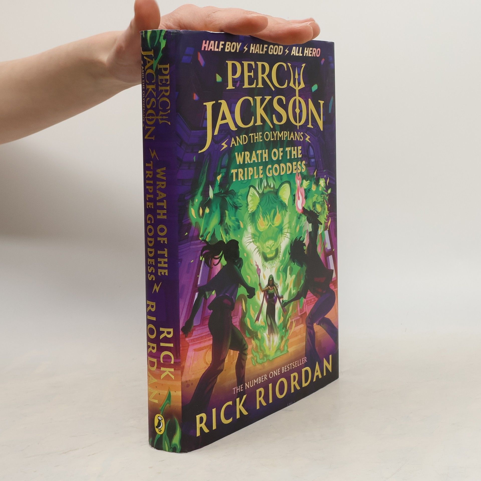 Rick Riordan Percy Jackson and the Olympians: Wrath of the Triple Goddess