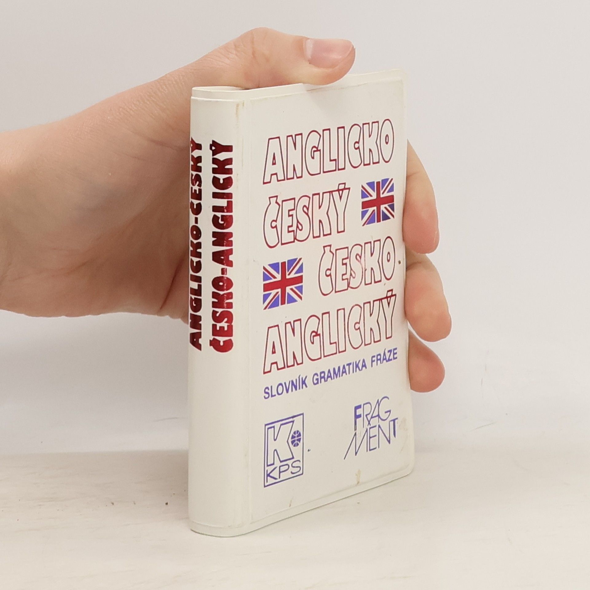 Martin Knezovič Kapesní anglicko-český, česko-anglický slovník