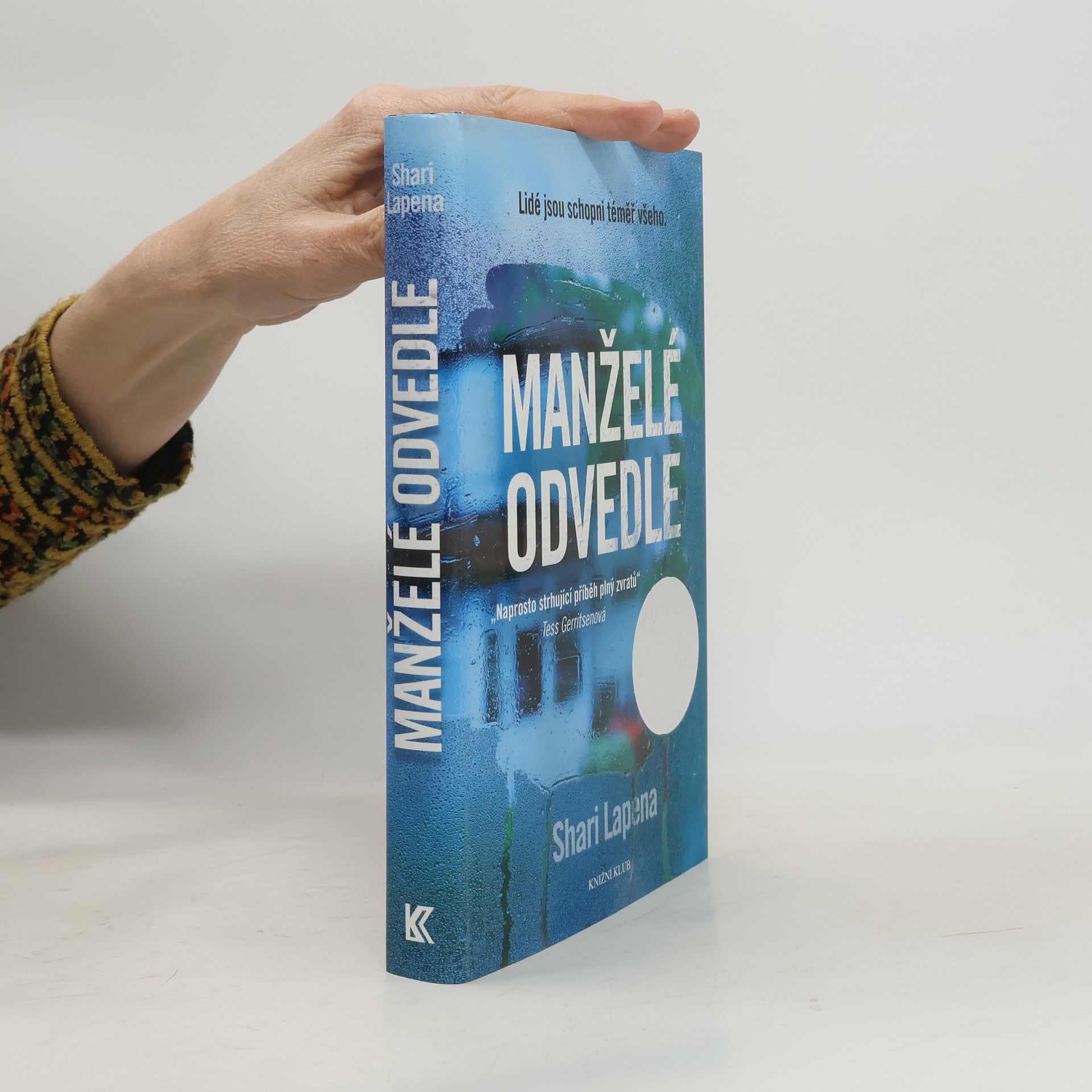 Shari Lapena Manželé odvedle