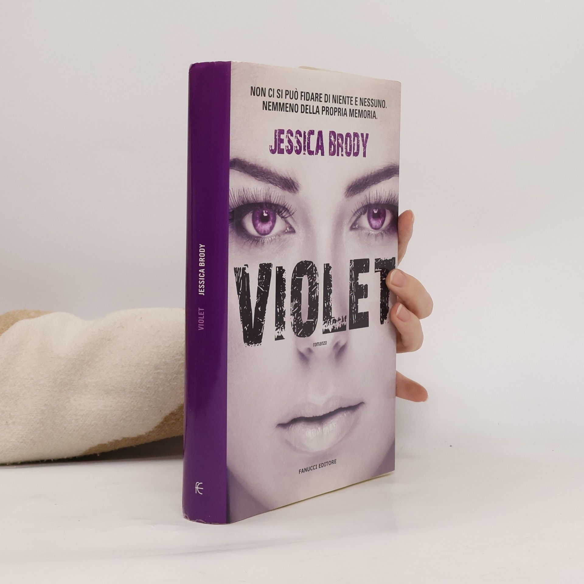 Jessica Brody Violet