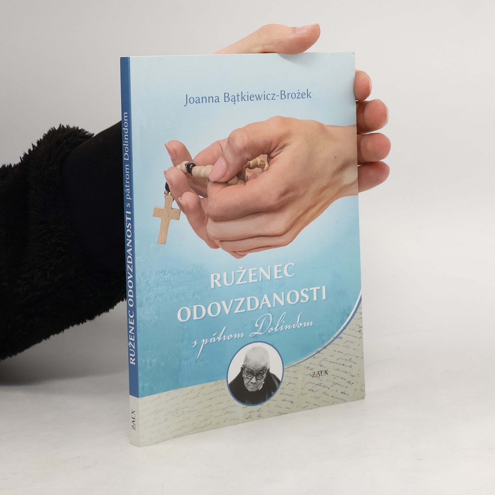 Joanna Bątkiewicz Brożek Ruženec odovzdanosti s pátrom Dolindom
