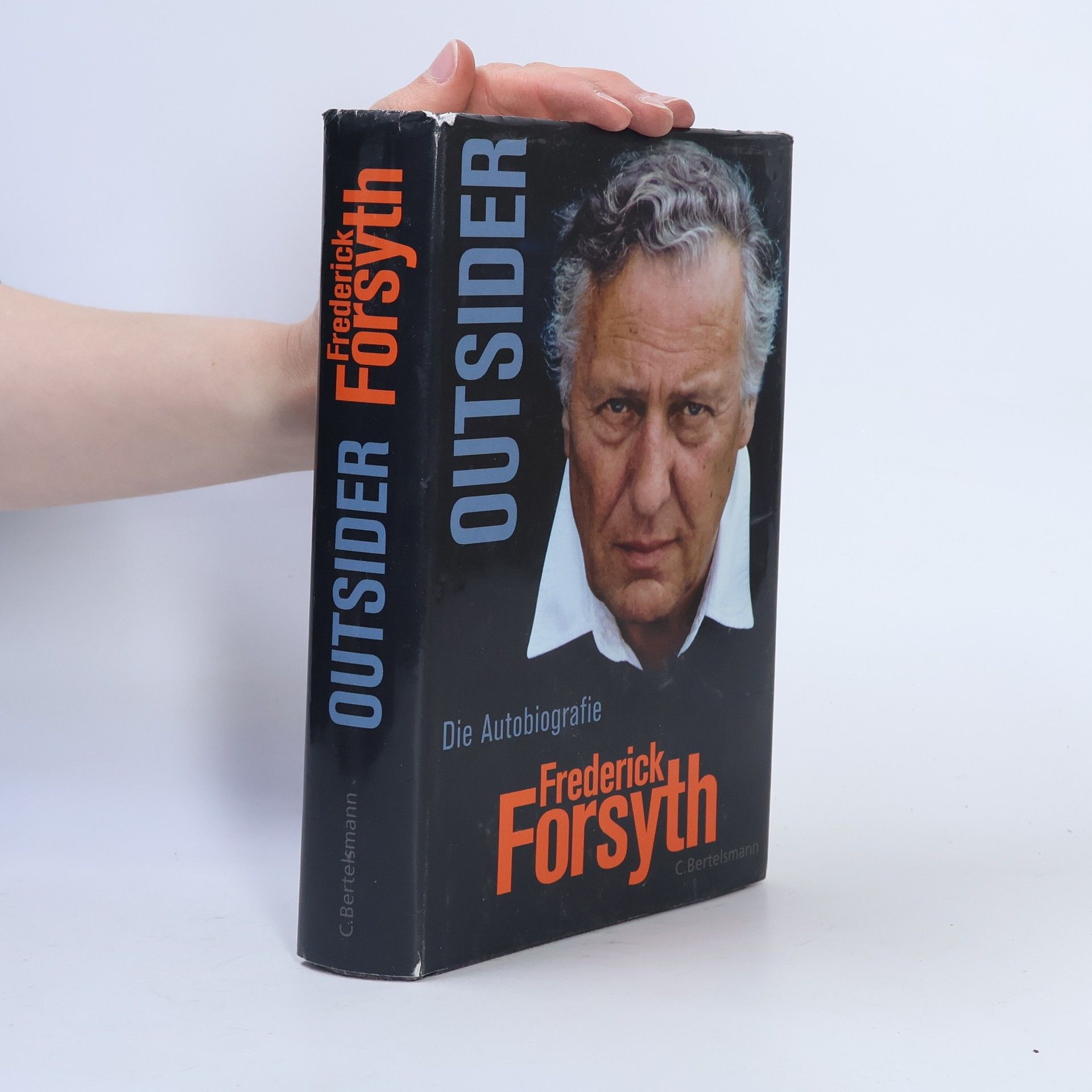 Frederick Forsyth Outsider