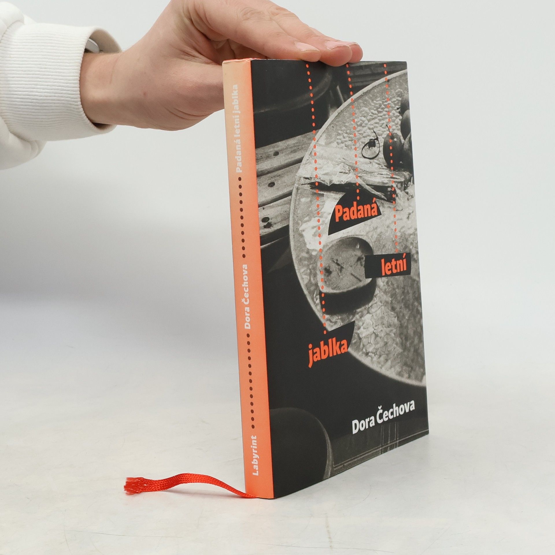 Padaná letní jablka