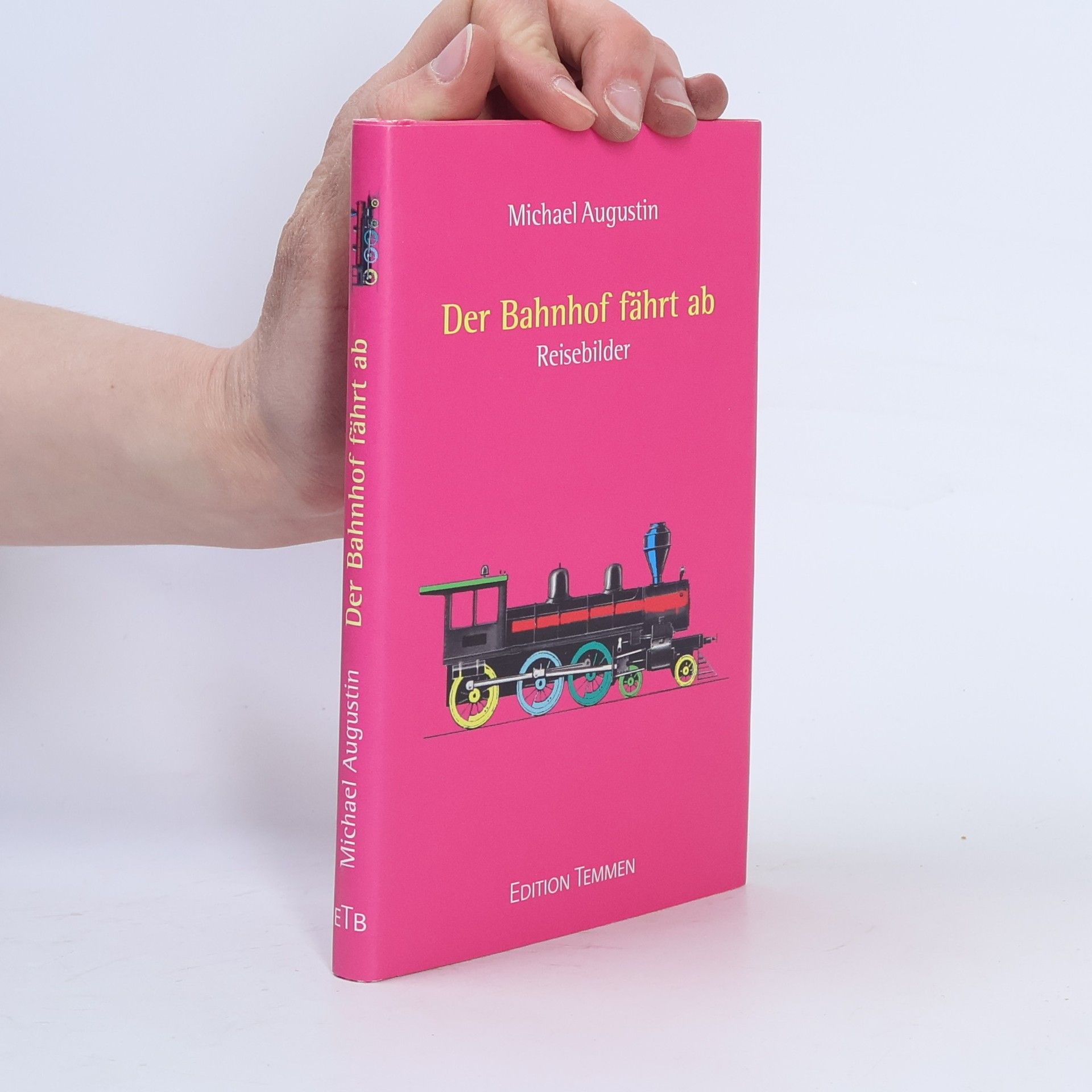 Der Bahnhof fährt ab